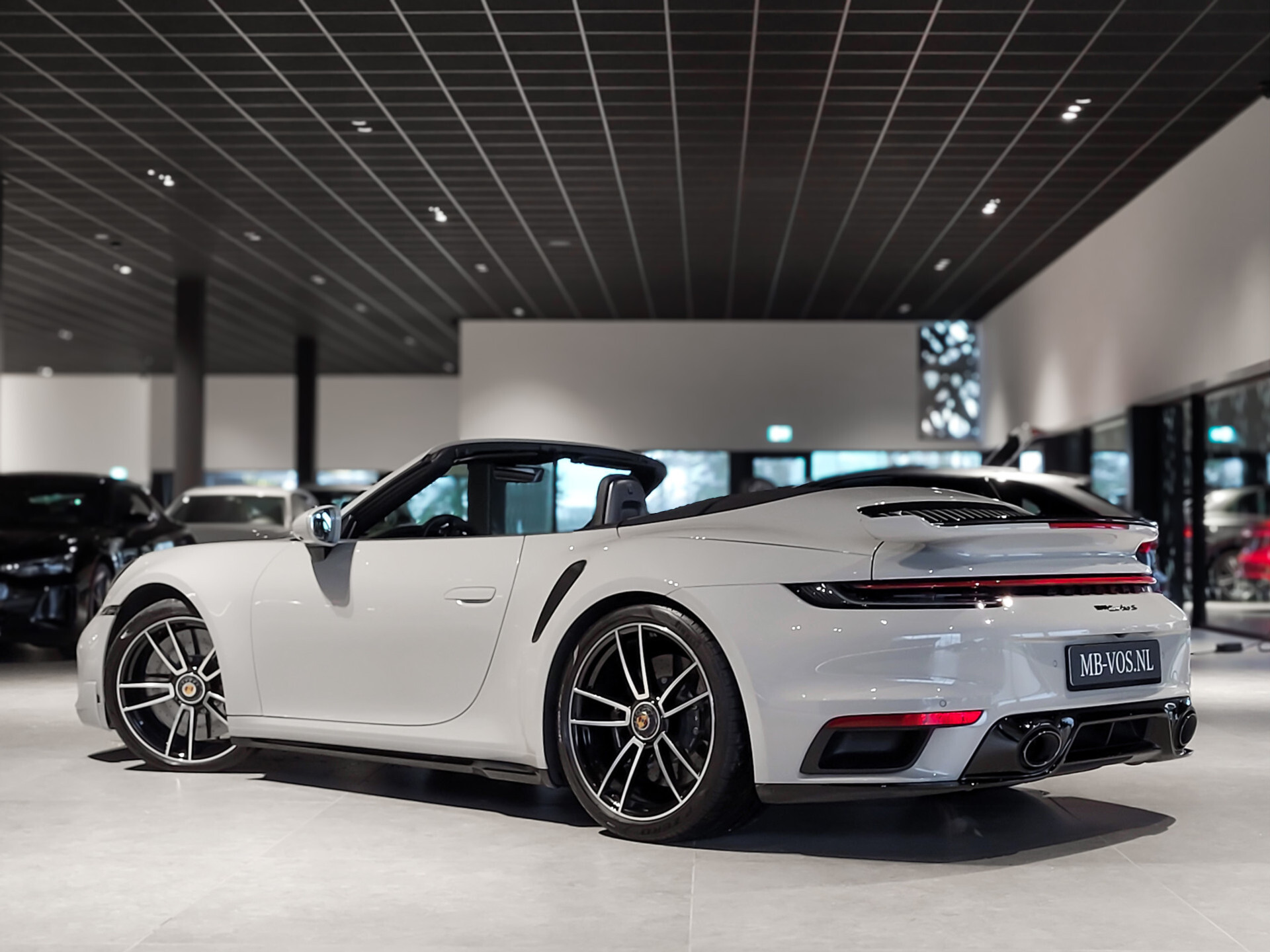 Porsche 911 Cabrio 3.8 Turbo S Aerokit | Ceramic | Lift | PP | Sportuitlaat | Stoelkoeling | Innodrive | Keyless | Krijt Foto 3