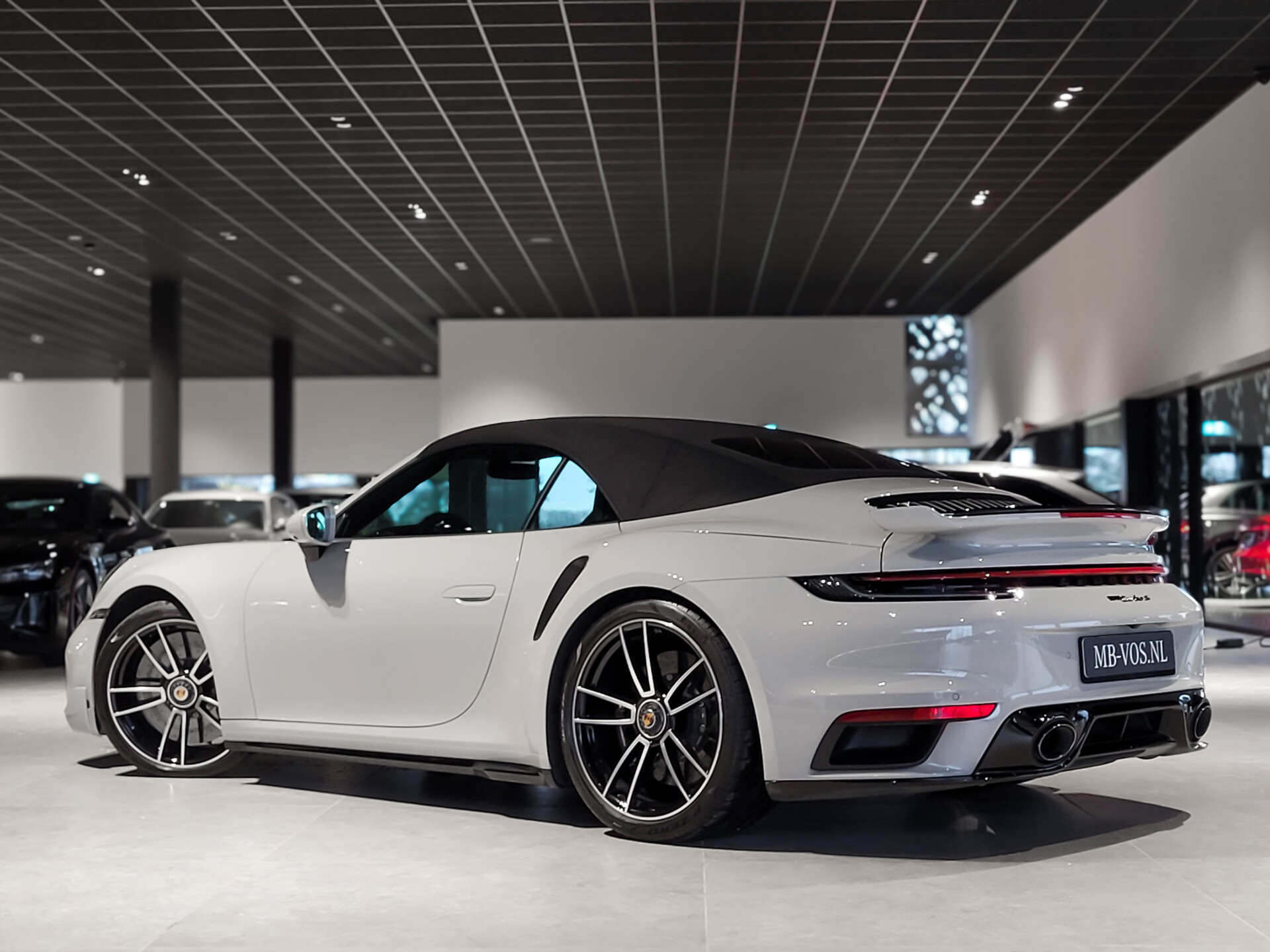 Porsche 911 Cabrio 3.8 Turbo S Aerokit | Ceramic | Lift | PP | Sportuitlaat | Stoelkoeling | Innodrive | Keyless | Krijt Foto 4