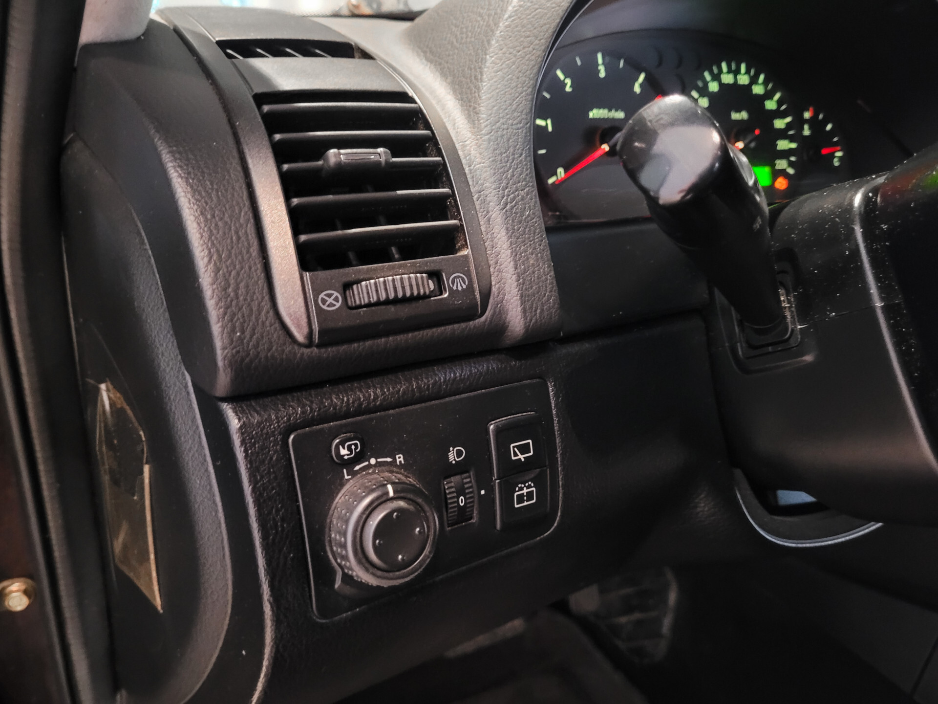 SsangYong Rexton RX 270 Xdi HR Foto 11