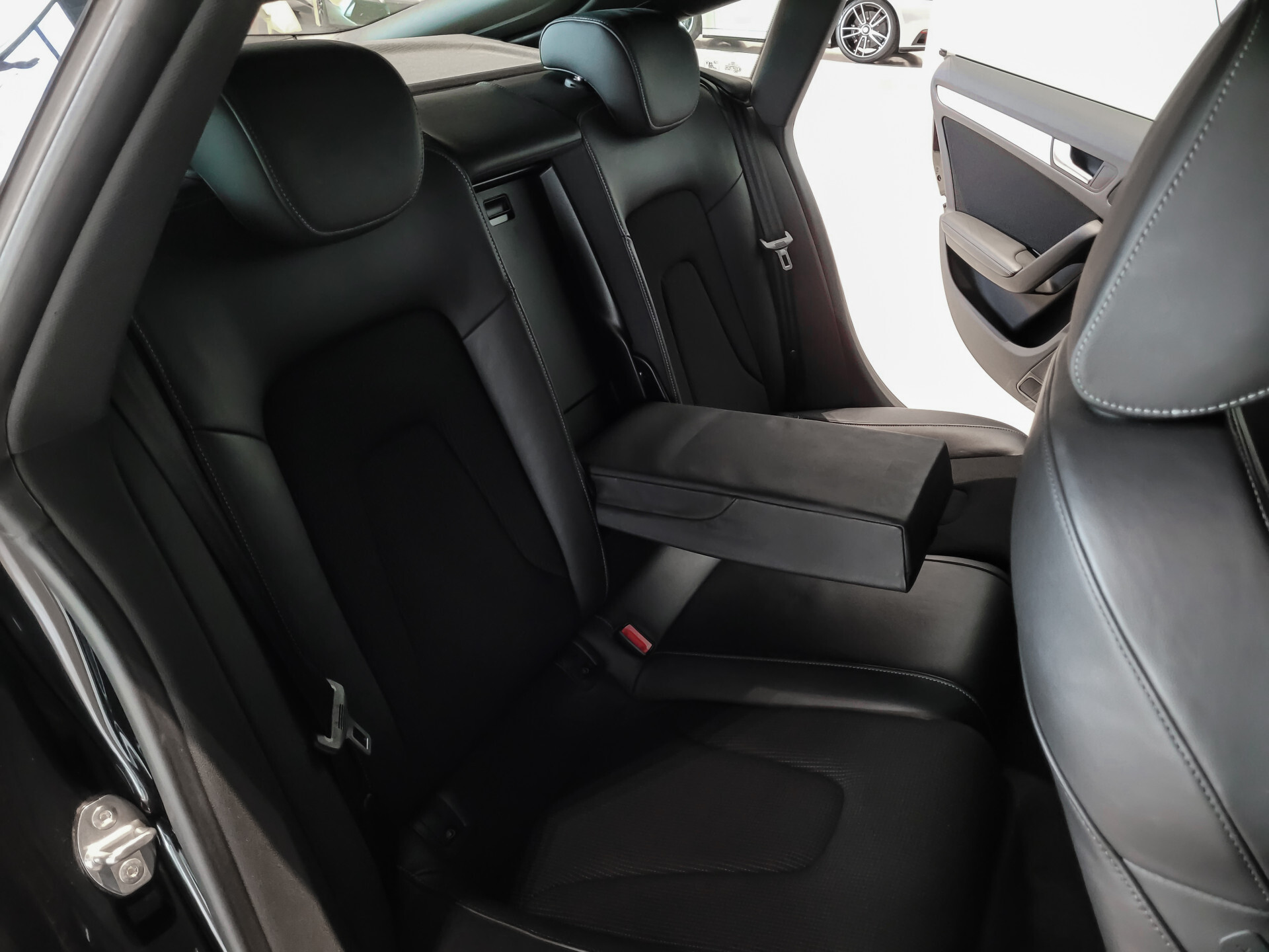 Audi A5 Sportback 2.0 TFSI S Edition Pro Line NL Auto | Winterset | Afneembare trekhaak Foto 7