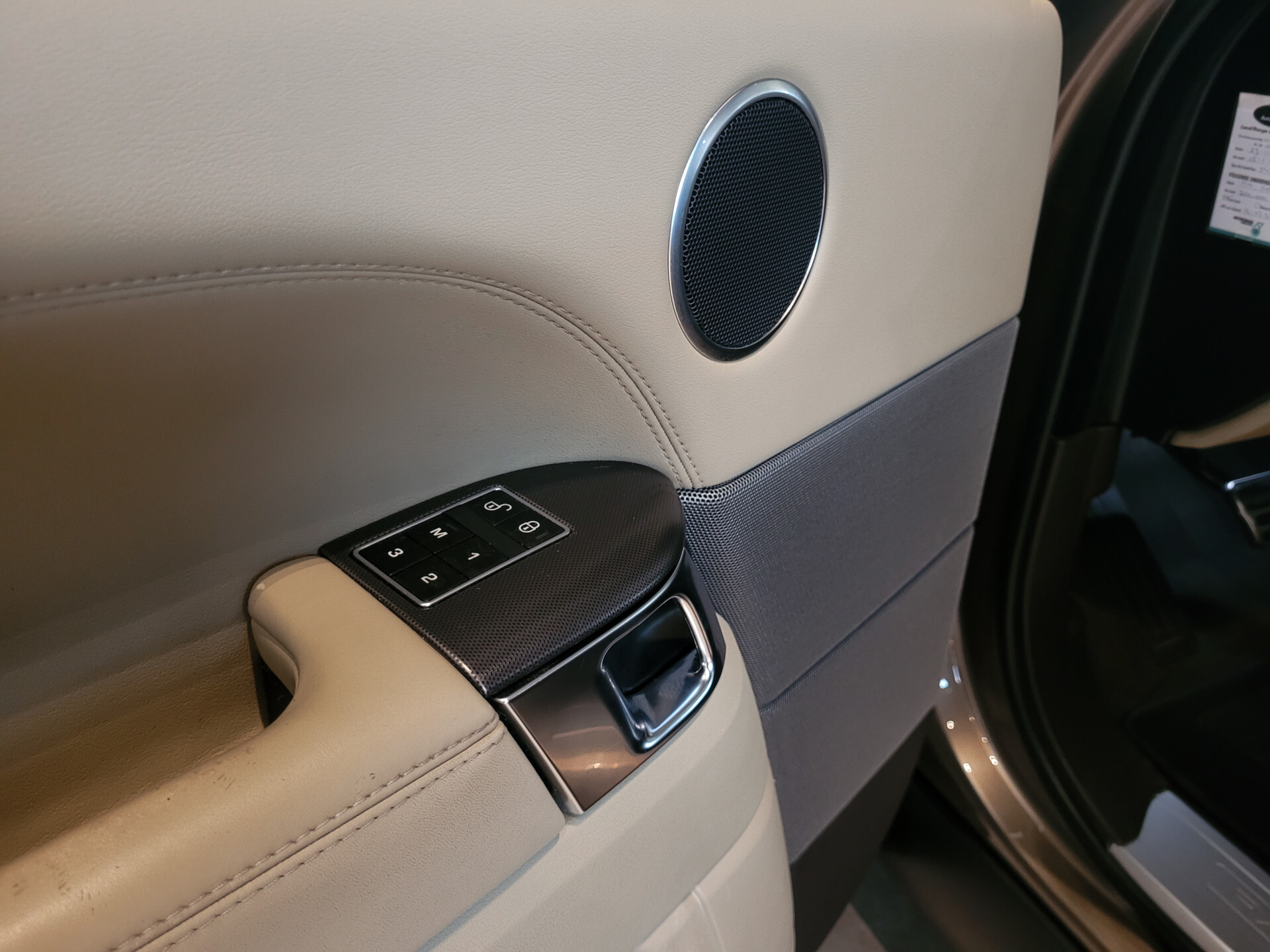 Land Rover Range Rover Sport 3.0 SDV6 HSE Dynamic Panorama | 21" | Camera | 4xStoelverwarming | Ambientlight Foto 10