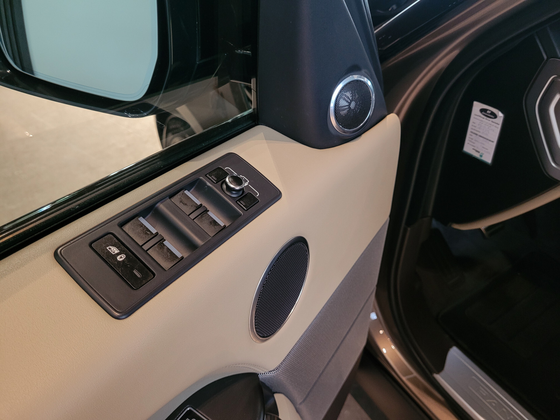 Land Rover Range Rover Sport 3.0 SDV6 HSE Dynamic Panorama | 21" | Camera | 4xStoelverwarming | Ambientlight Foto 12