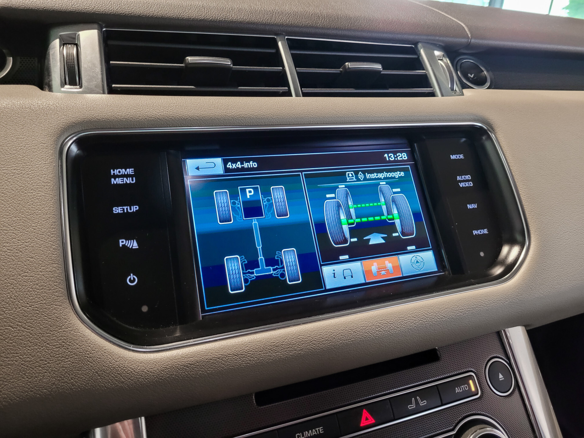 Land Rover Range Rover Sport 3.0 SDV6 HSE Dynamic Panorama | 21" | Camera | 4xStoelverwarming | Ambientlight Foto 21