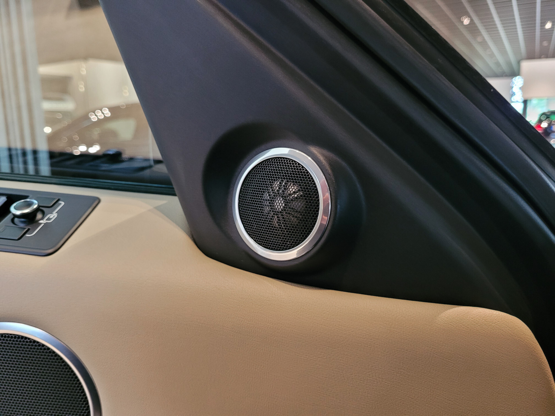 Land Rover Range Rover Sport 3.0 SDV6 HSE Dynamic Panorama | 21" | Camera | 4xStoelverwarming | Ambientlight Foto 25