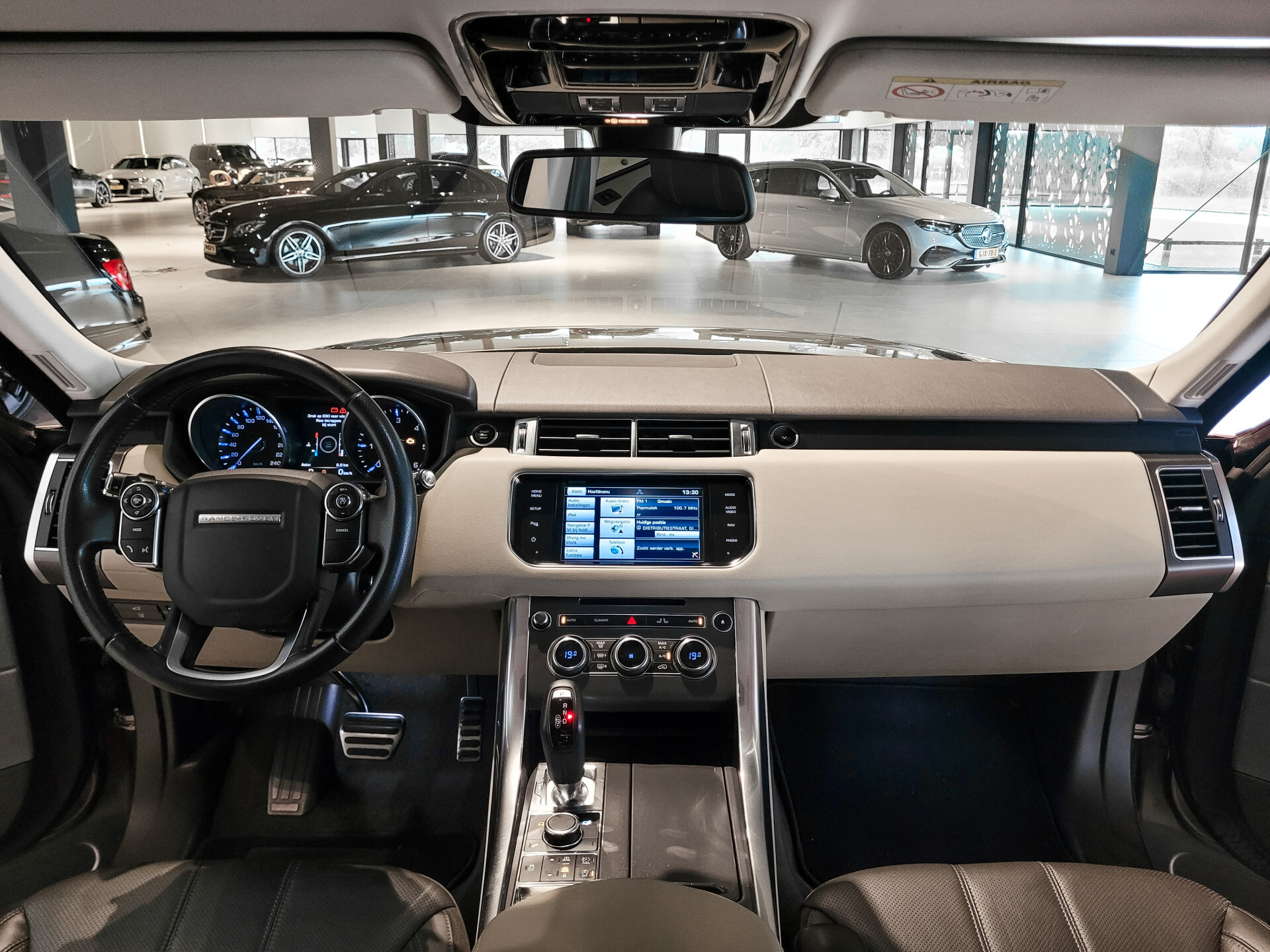 Land Rover Range Rover Sport 3.0 SDV6 HSE Dynamic Panorama | 21" | Camera | 4xStoelverwarming | Ambientlight Foto 28