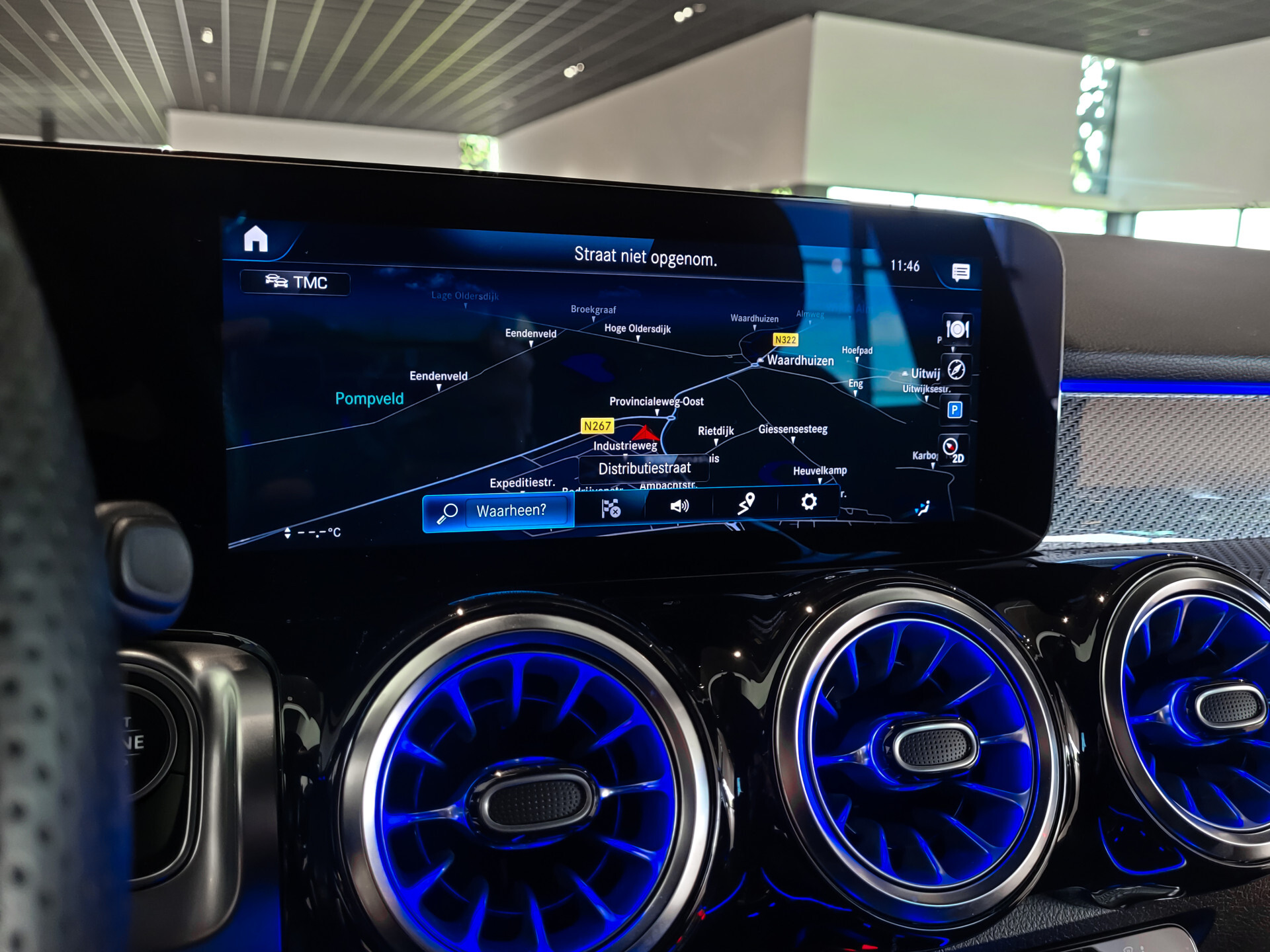 Mercedes-Benz GLB 200 AMG Night | MBUX | 20" | Camera | Trekhaak | Carbon | Sfeerverlichting Foto 11