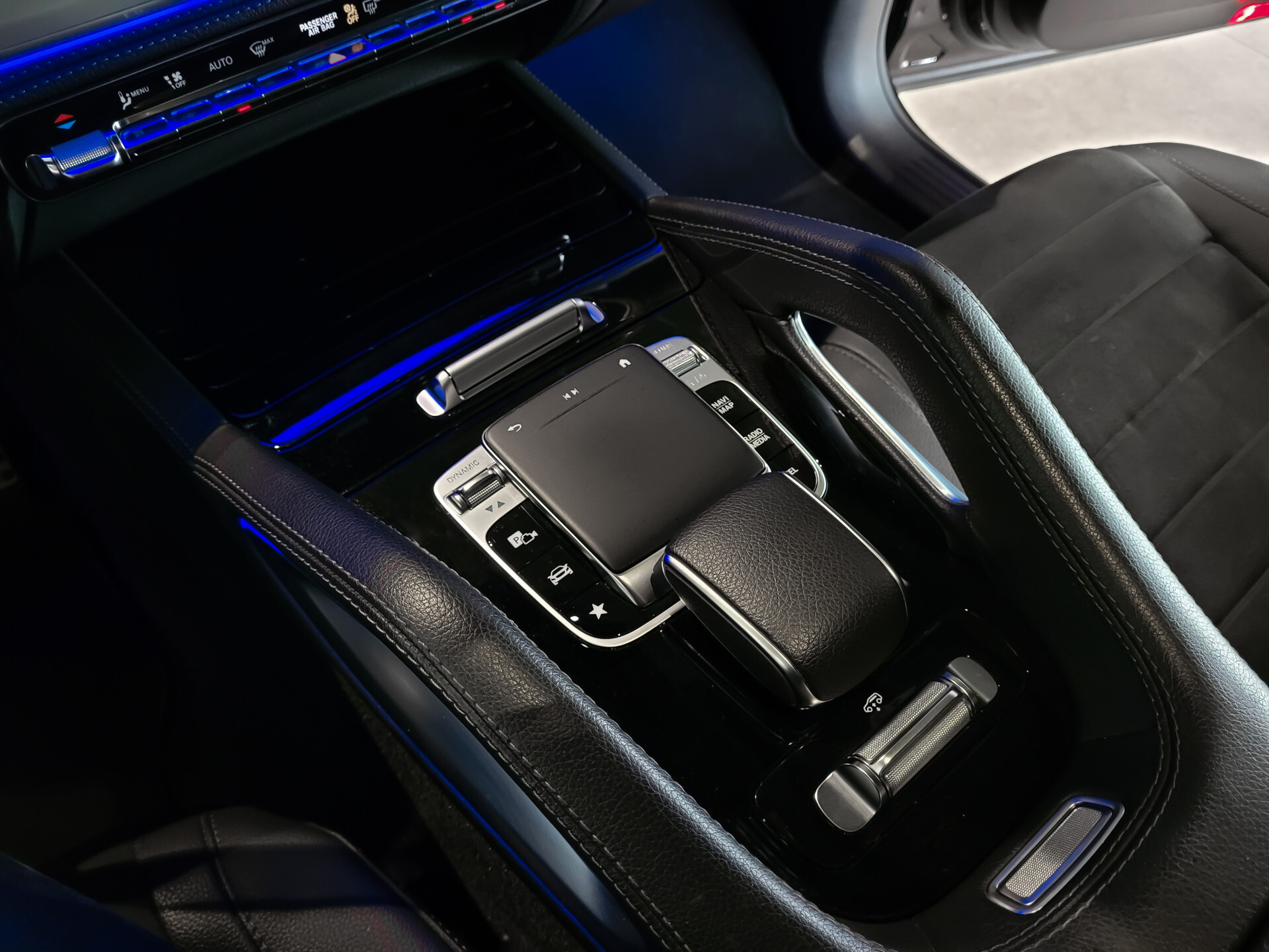 Mercedes-Benz GLE 450 4-M AMG Night | Luchtvering | Keyless | ACC | Pano | Trekhaak | Burmester | Mem | 360 | BTW Aut9 Foto 25