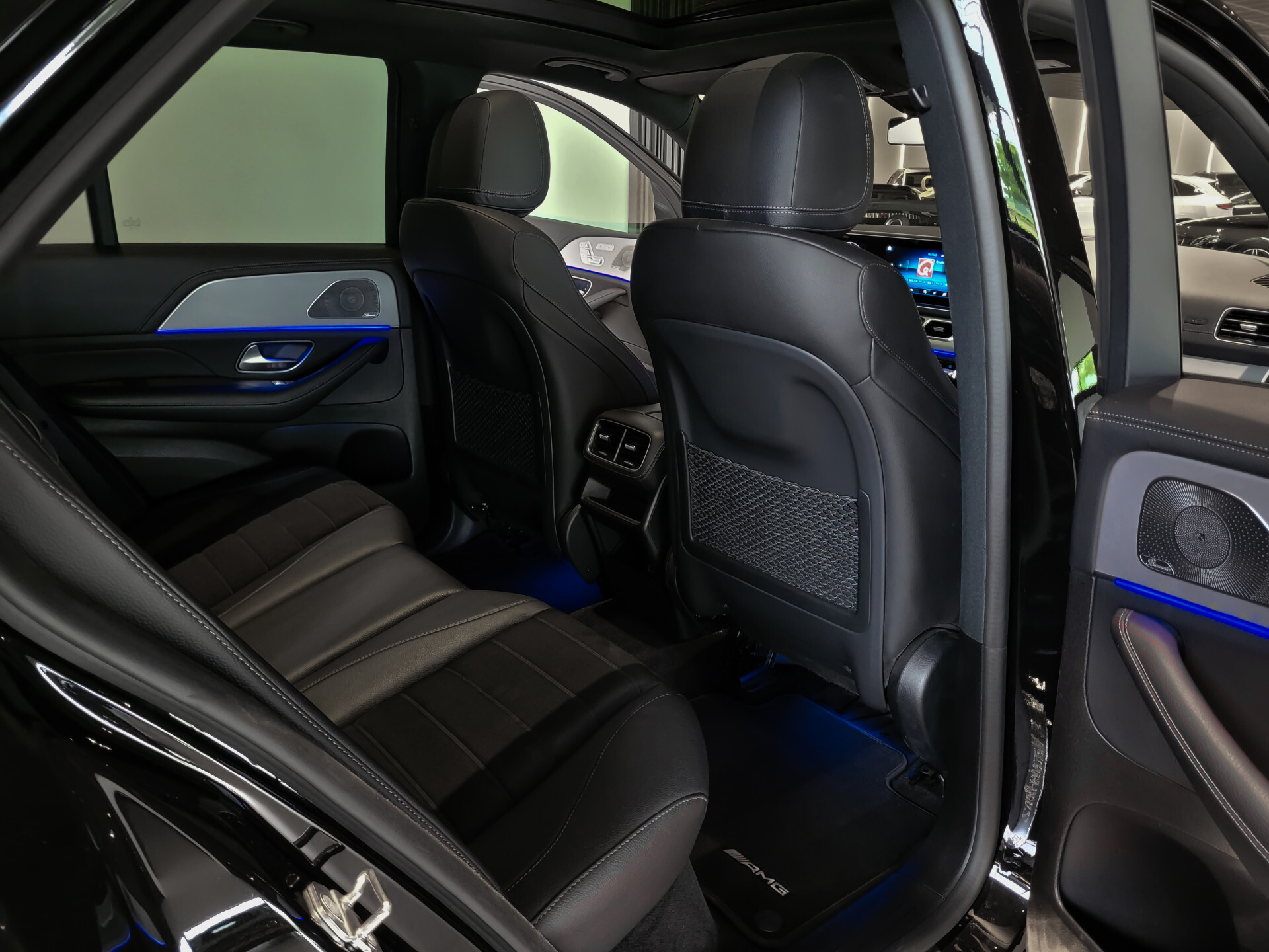 Mercedes-Benz GLE 450 4-M AMG Night | Luchtvering | Keyless | ACC | Pano | Trekhaak | Burmester | Mem | 360 | BTW Aut9 Foto 29