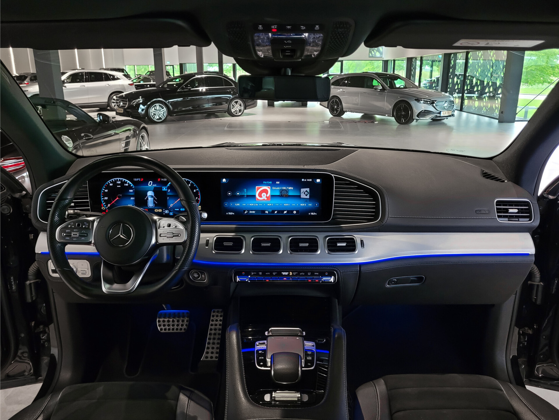 Mercedes-Benz GLE 450 4-M AMG Night | Luchtvering | Keyless | ACC | Pano | Trekhaak | Burmester | Mem | 360 | BTW Aut9 Foto 33