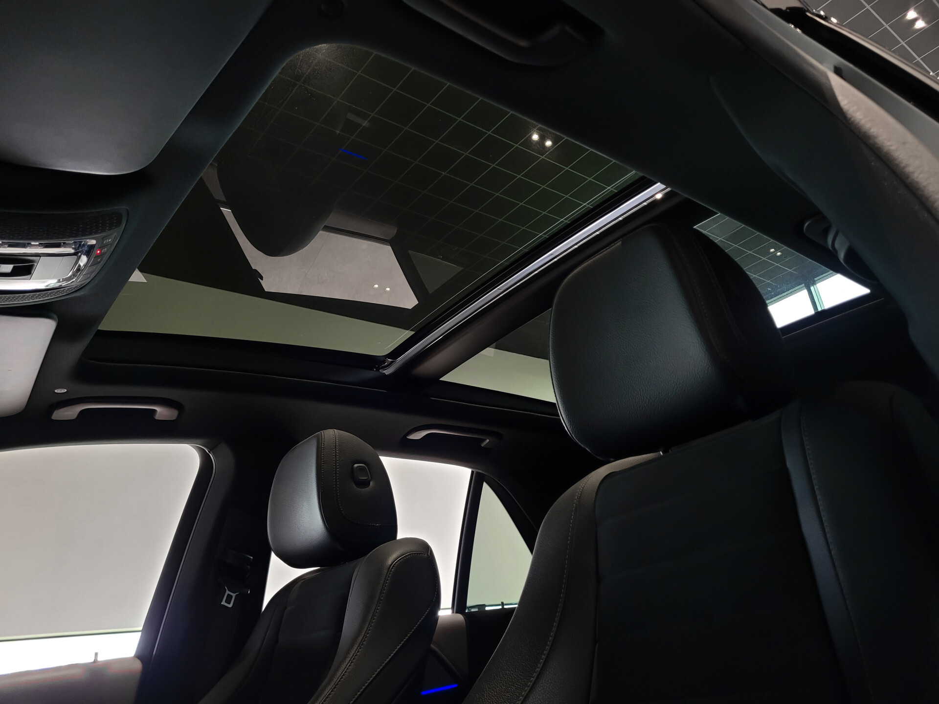 Mercedes-Benz GLE 450 4-M AMG Night | Luchtvering | Keyless | ACC | Pano | Trekhaak | Burmester | Mem | 360 | BTW Aut9 Foto 40