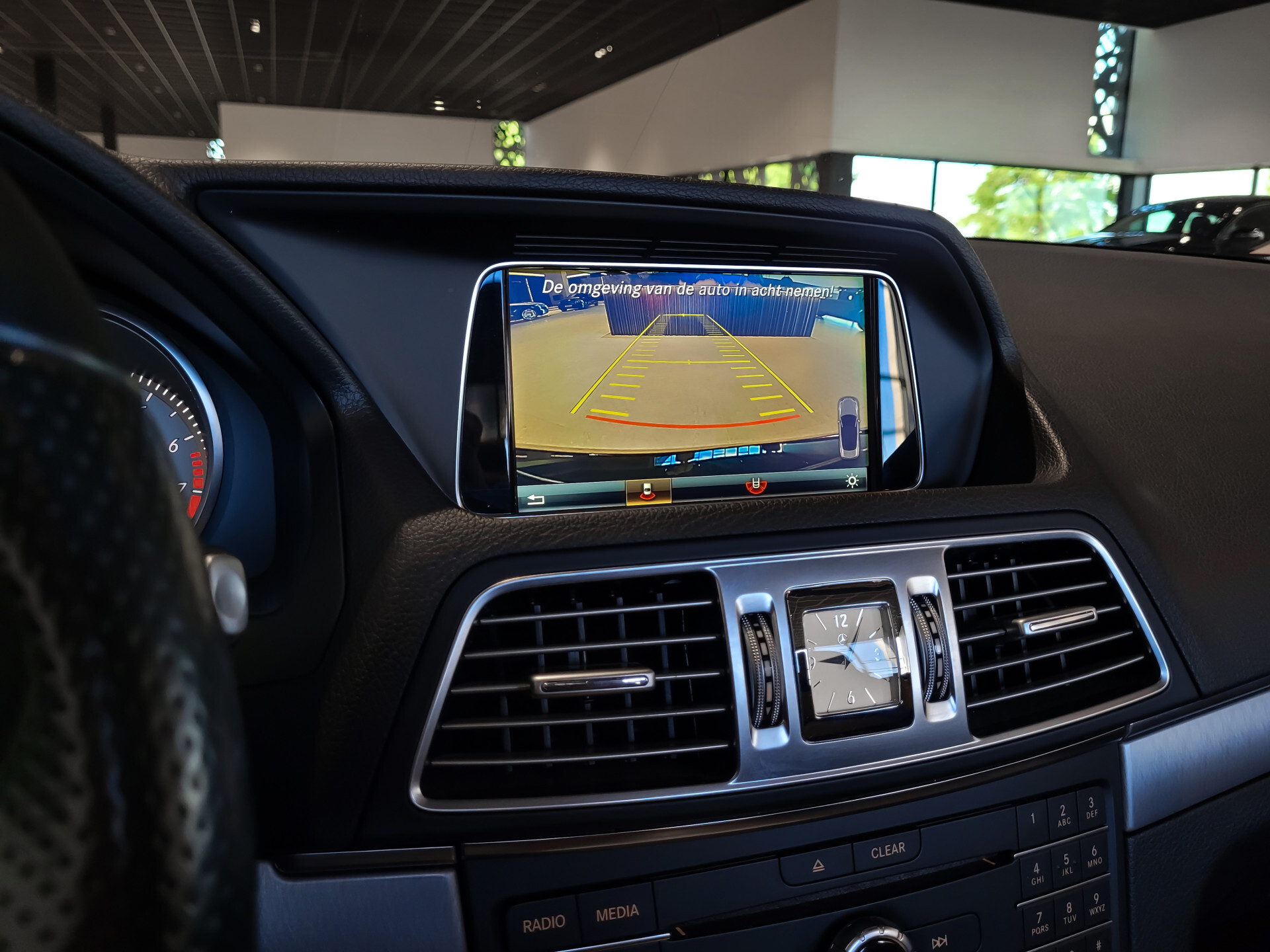 Mercedes-Benz E-Klasse Cabrio 500 AMG Distronic | Keyless | Harman-Kardon | 19" | Aircap-scarf | Camera | Aut7 Foto 19