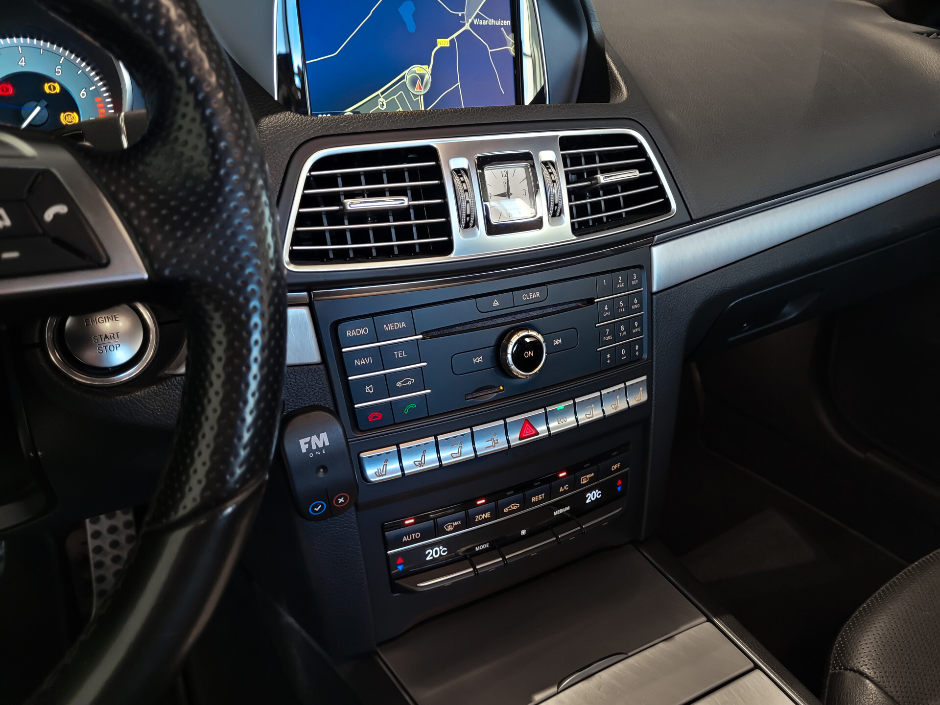 Mercedes-Benz E-Klasse Cabrio 500 AMG Distronic | Keyless | Harman-Kardon | 19" | Aircap-scarf | Camera | Aut7 Foto 25