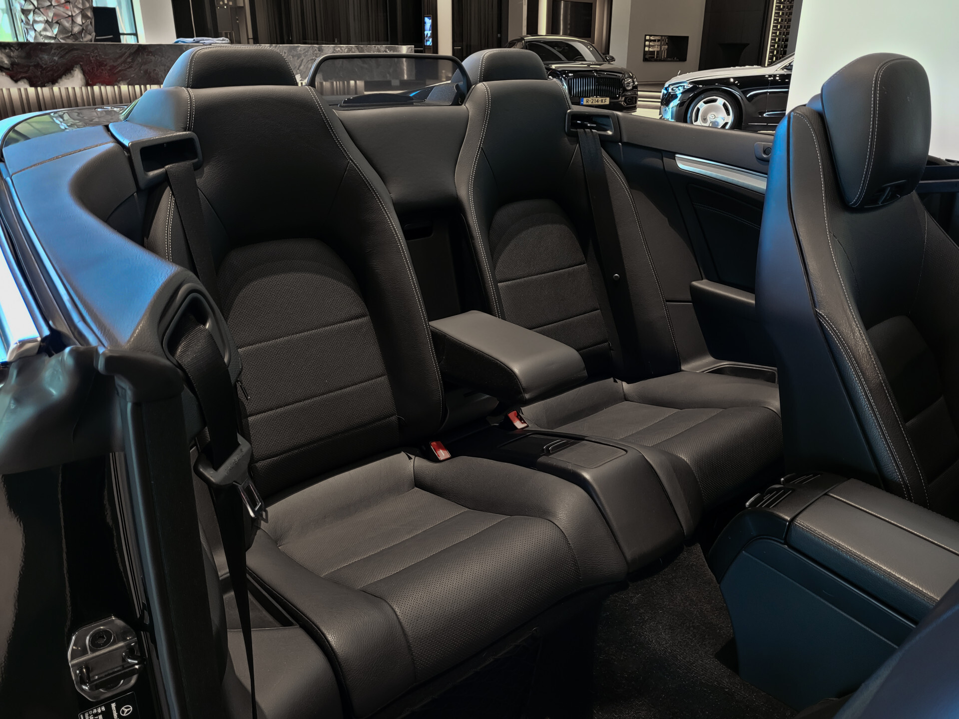 Mercedes-Benz E-Klasse Cabrio 500 AMG Distronic | Keyless | Harman-Kardon | 19" | Aircap-scarf | Camera | Aut7 Foto 9