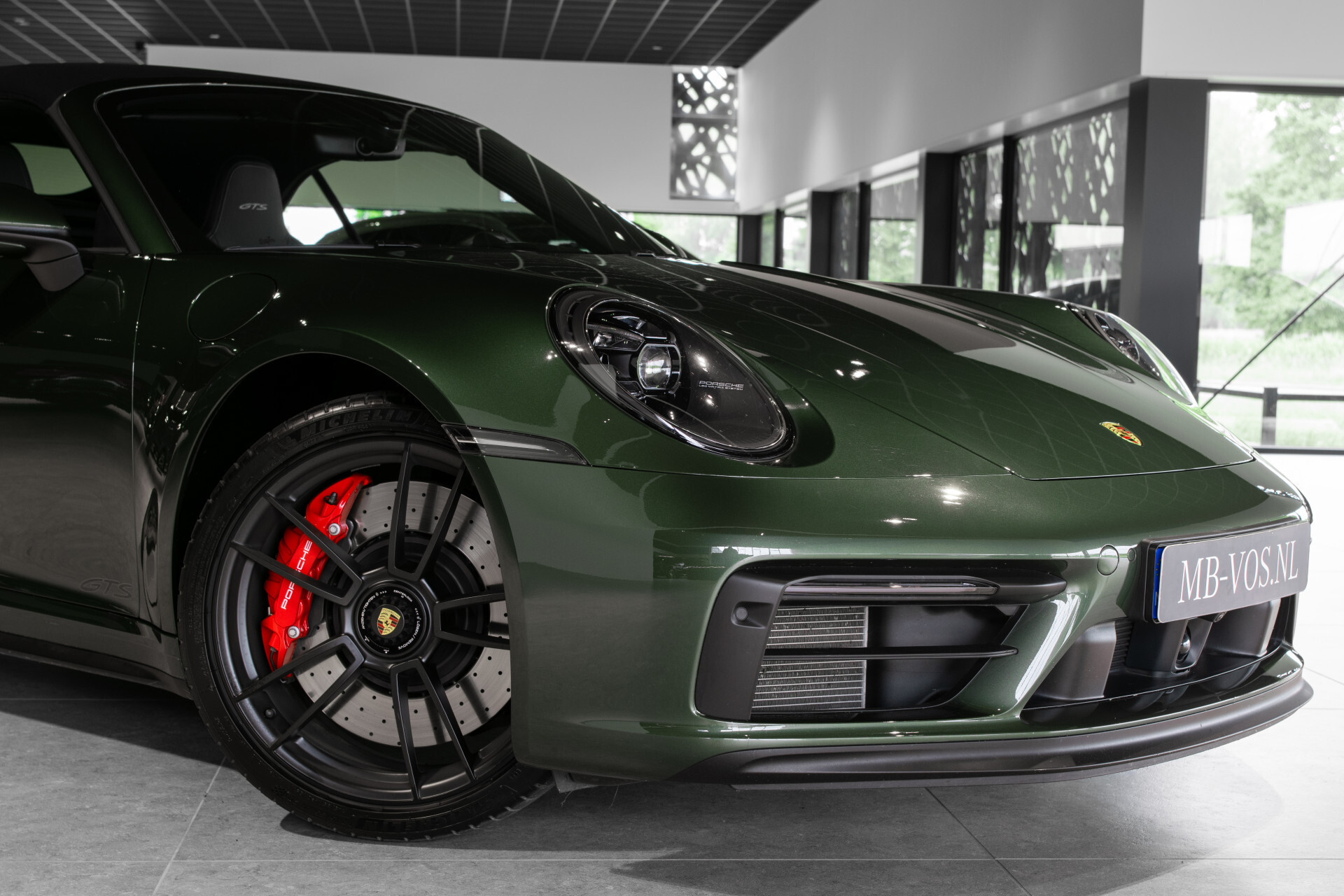 Porsche 911 Cabrio 3.0 Carrera 4 GTS Achterassturing | 18-weg | Bose | Keyless | ACC | Carbon | 360 | PPF | New service Foto 29