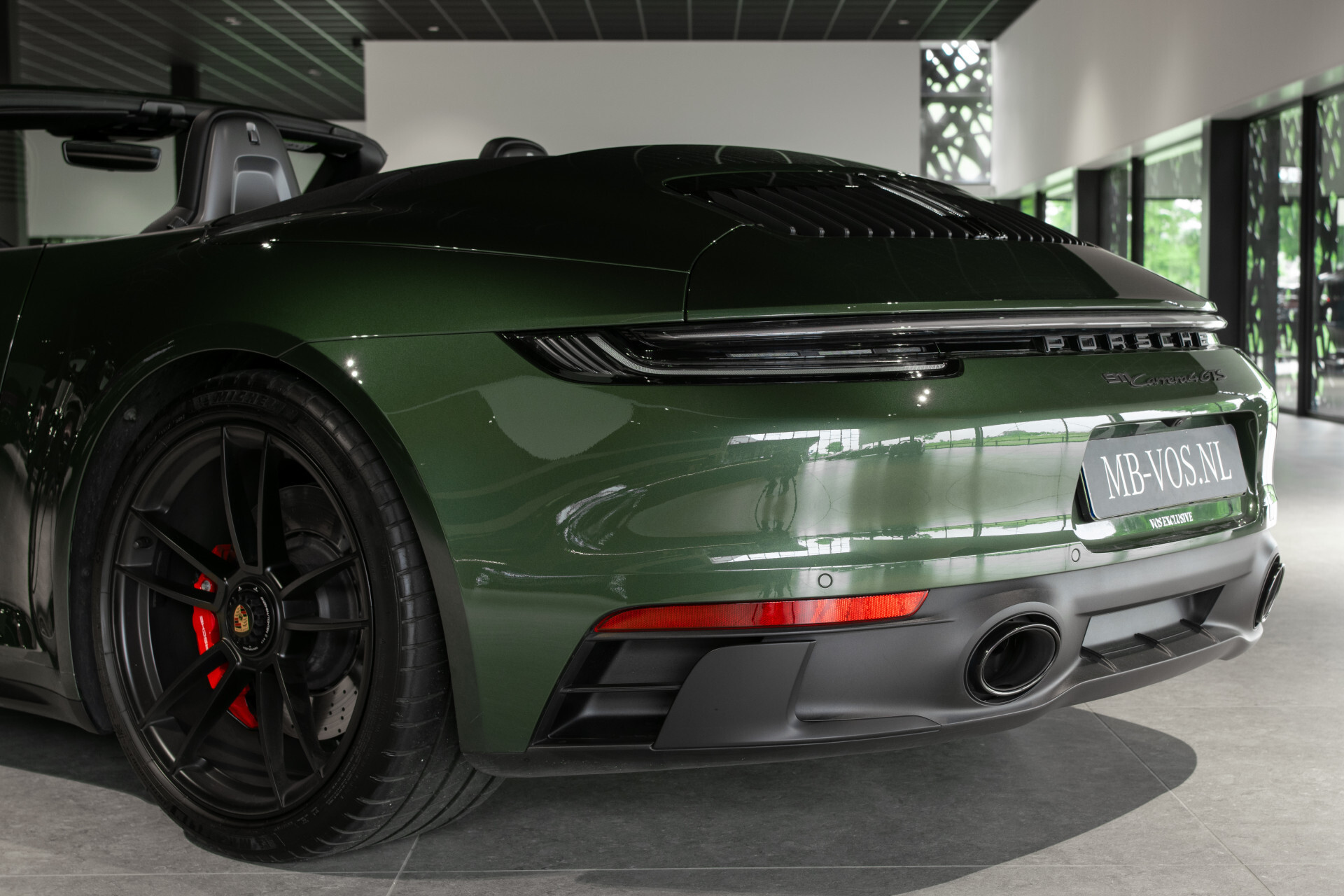 Porsche 911 Cabrio 3.0 Carrera 4 GTS Achterassturing | 18-weg | Bose | Keyless | ACC | Carbon | 360 | PPF | New service Foto 30