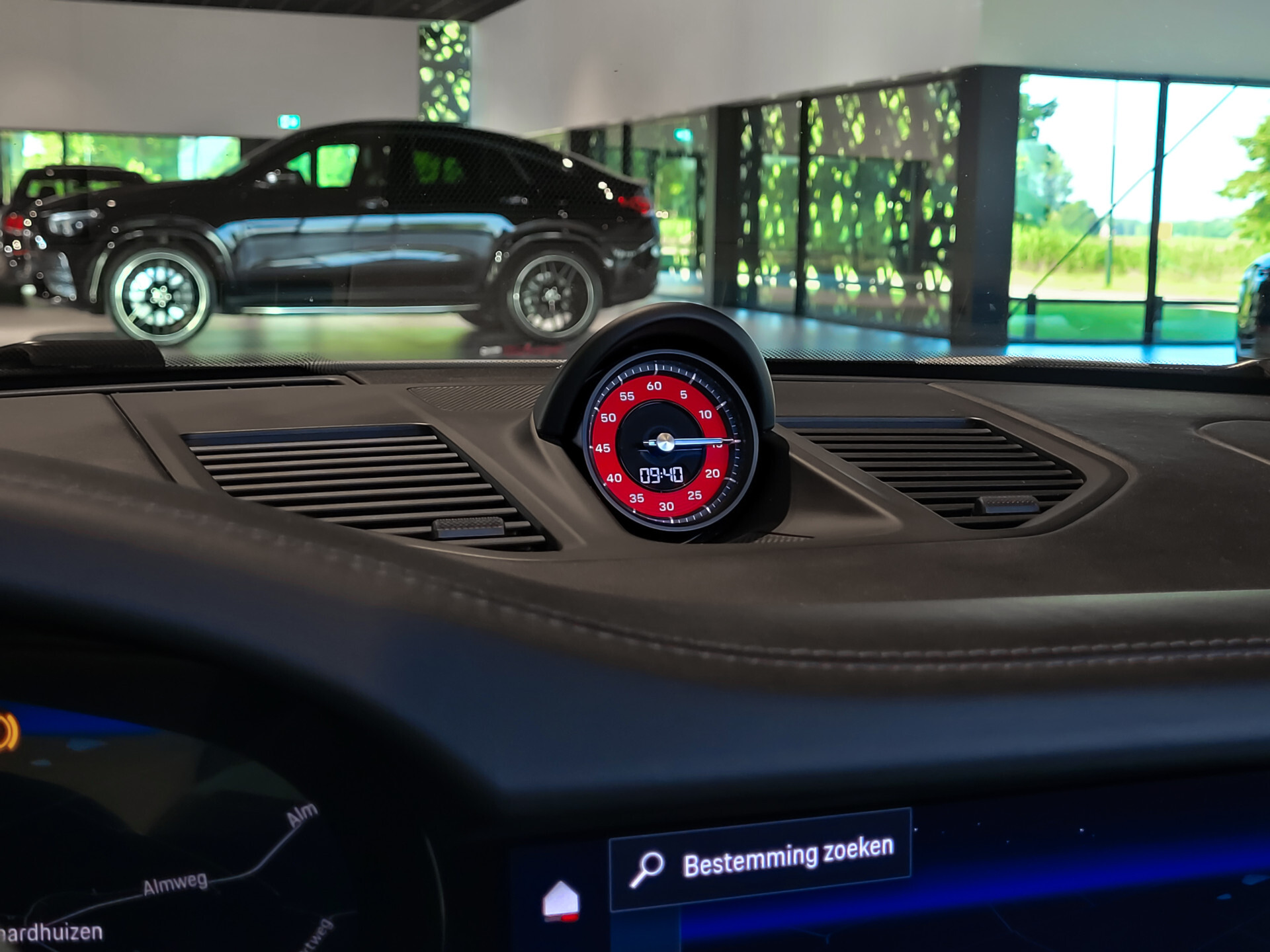 Porsche 911 Cabrio 3.0 Carrera 4 GTS Lift | Acc | Bosé | 18-voudig | Stoelkoeling | Keyless | New Service Foto 24