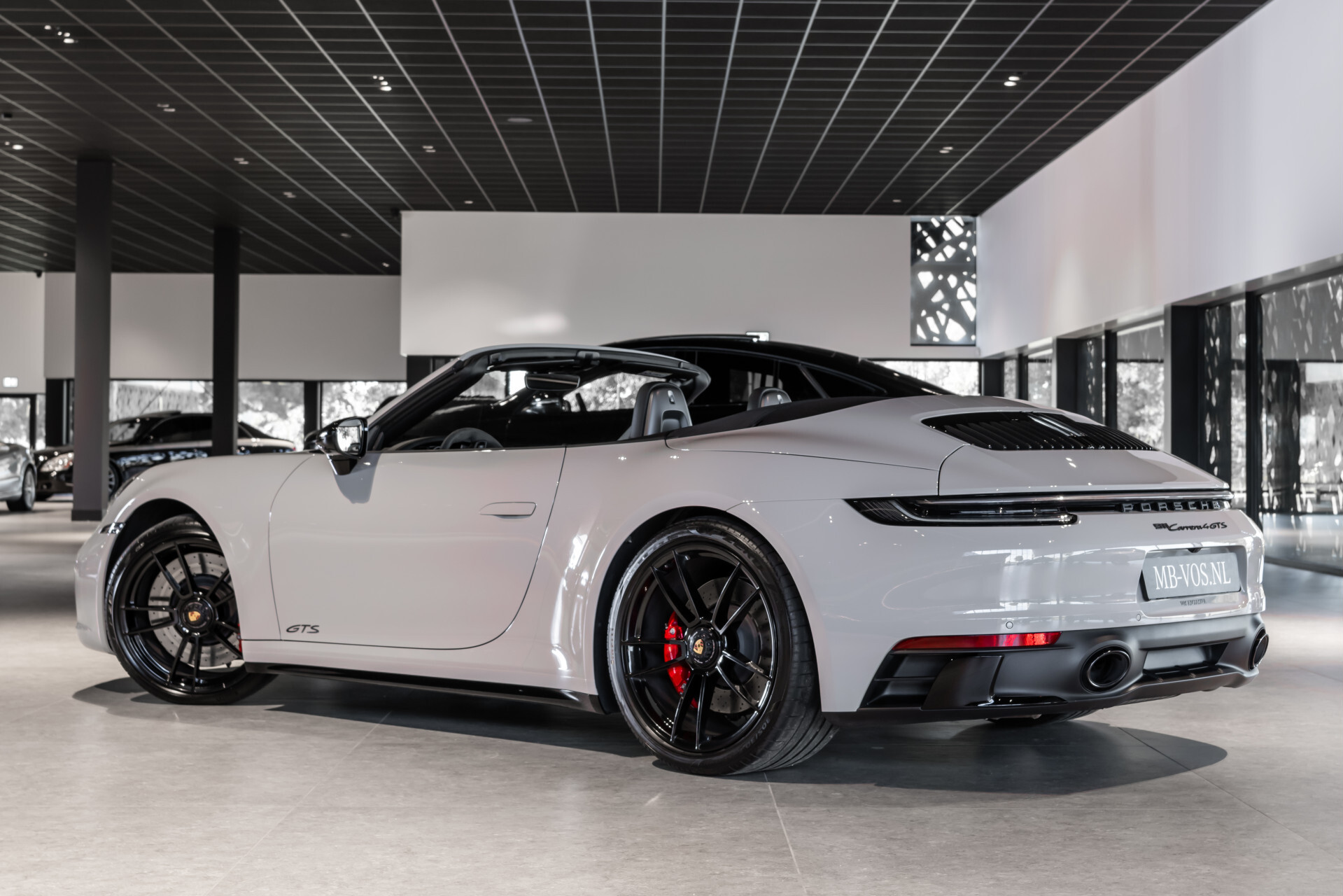 Porsche 911 Cabrio 3.0 Carrera 4 GTS Lift | Acc | Bosé | 18-voudig | Stoelkoeling | Keyless | New Service Foto 3