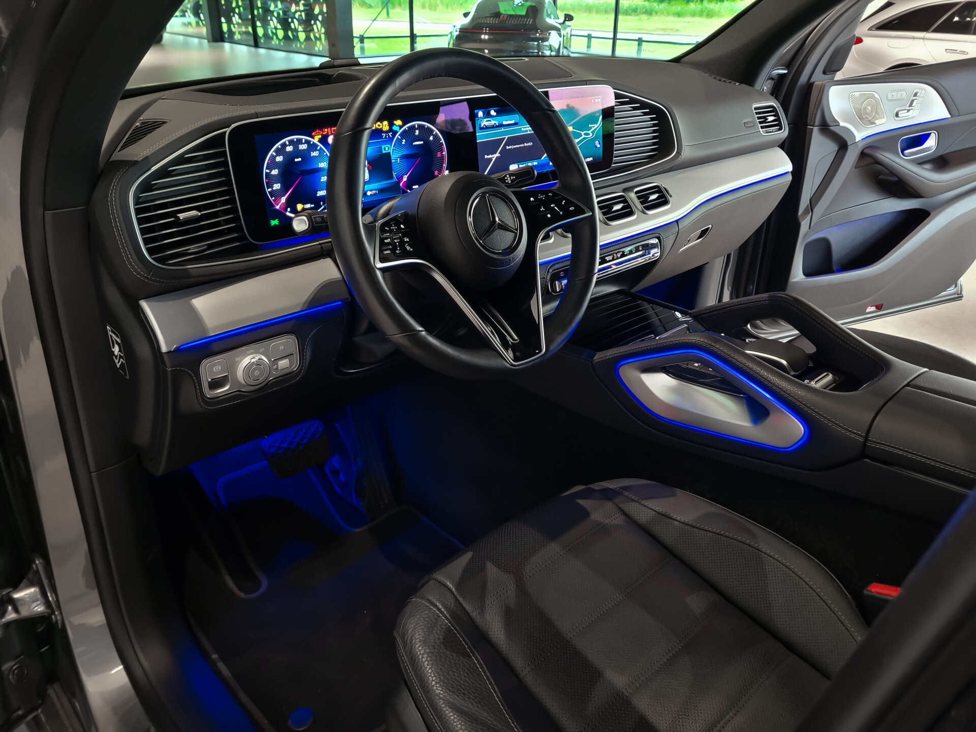 Mercedes-Benz GLE 450 d 4-M AMG 7-Pers | Keyless | ACC | HUD | Standkachel | 360 | Stoelkoeling | Pano | Luchtvering | Air-Balance Foto 20