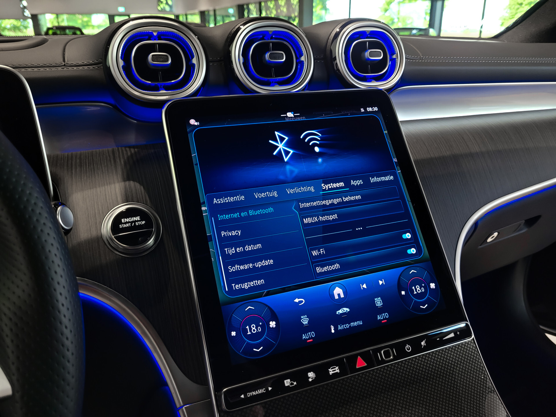 Mercedes-Benz GLC Coupé 400e 4-M AMG Night | Achterassturing | Luchtvering | ACC | Keyless | HUD | Trekhaak | 360 | Burmester | Mem Foto 24