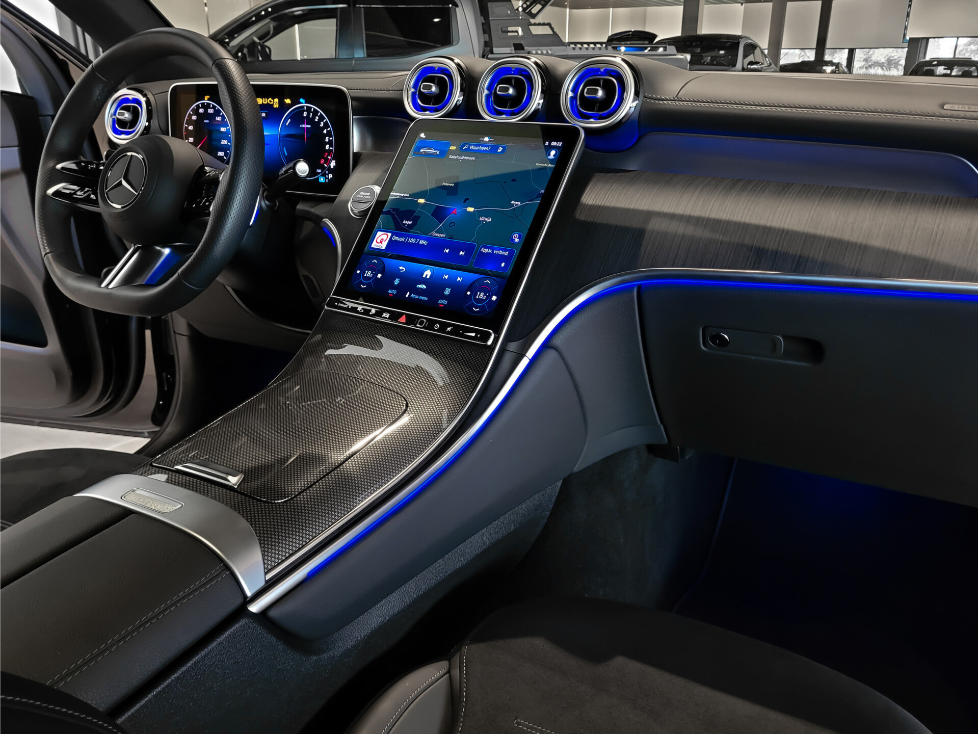 Mercedes-Benz GLC Coupé 400e 4-M AMG Night | Achterassturing | Luchtvering | ACC | Keyless | HUD | Trekhaak | 360 | Burmester | Mem Foto 25