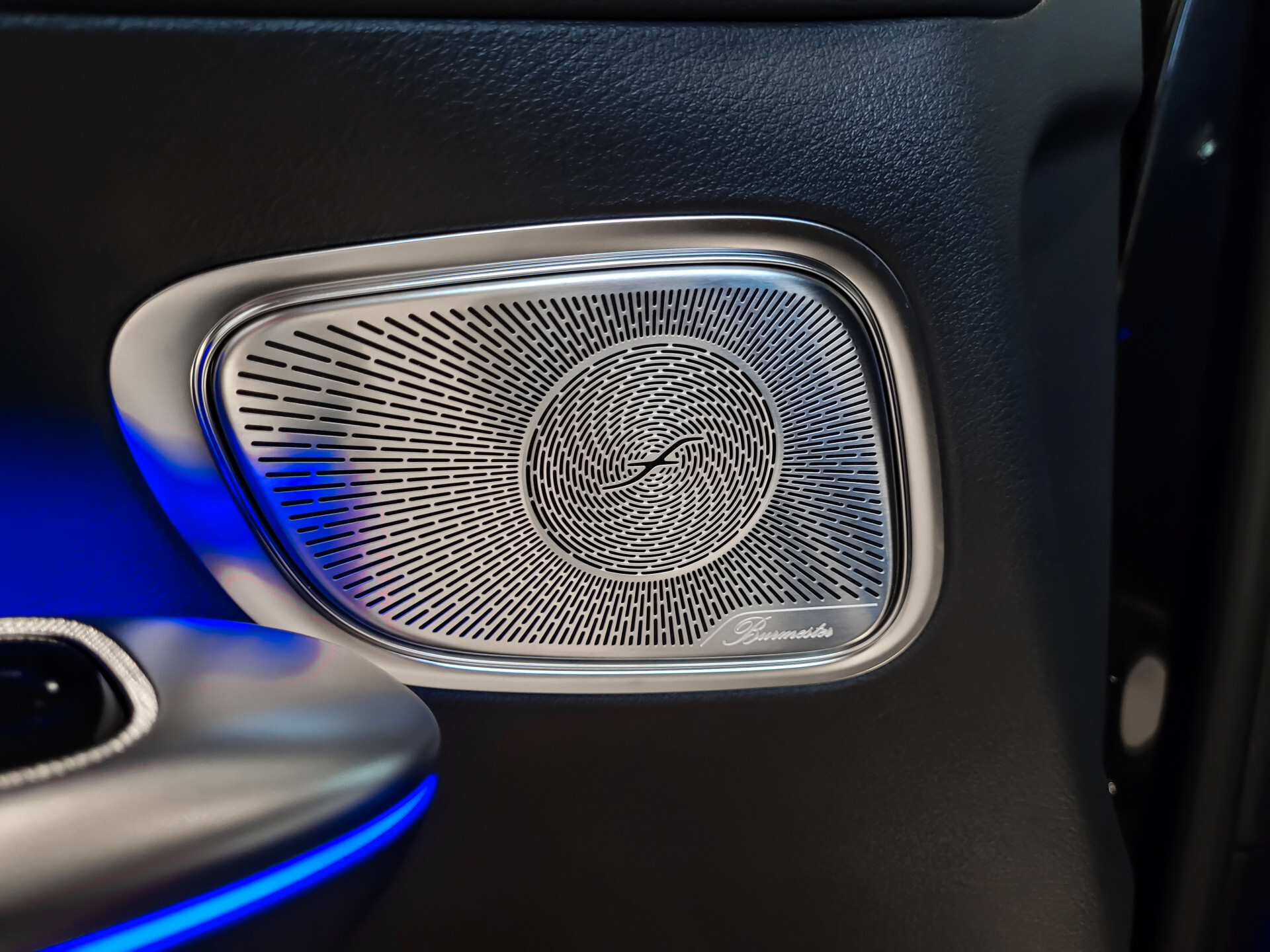 Mercedes-Benz GLC Coupé 400e 4-M AMG Night | Achterassturing | Luchtvering | ACC | Keyless | HUD | Trekhaak | 360 | Burmester | Mem Foto 31