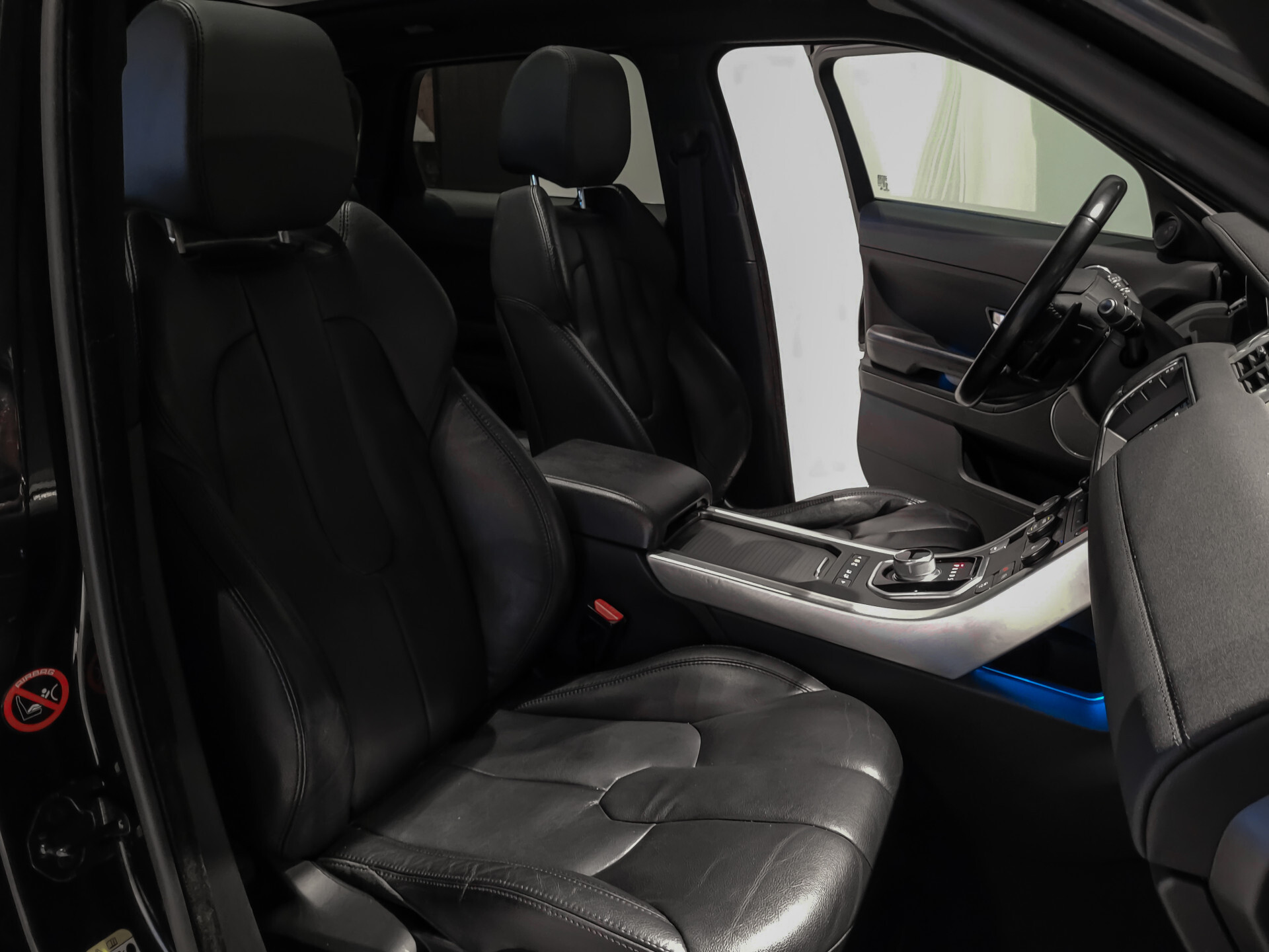 Land Rover Range Rover Evoque 2.0 Si 4WD Pure Business Edition Panorama | Meridian | Blackline | Trekhaak | NL Auto | New Service Foto 6