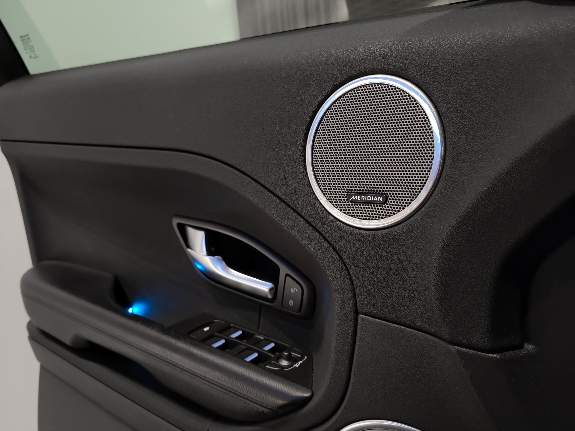 Land Rover Range Rover Evoque 2.0 Si 4WD Pure Business Edition Panorama | Meridian | Blackline | Trekhaak | NL Auto | New Service Foto 10