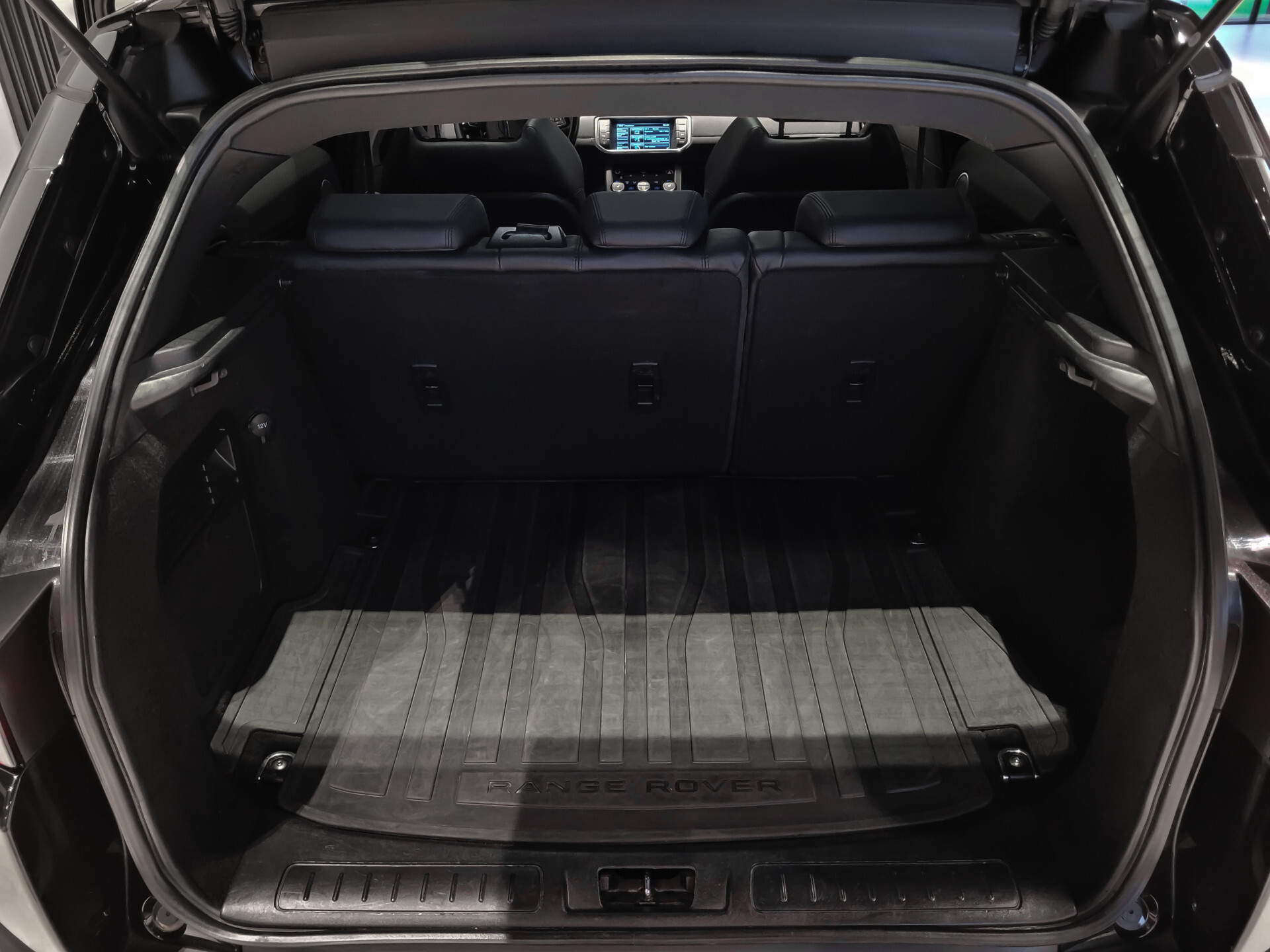 Land Rover Range Rover Evoque 2.0 Si 4WD Pure Business Edition Panorama | Meridian | Blackline | Trekhaak | NL Auto | New Service Foto 27