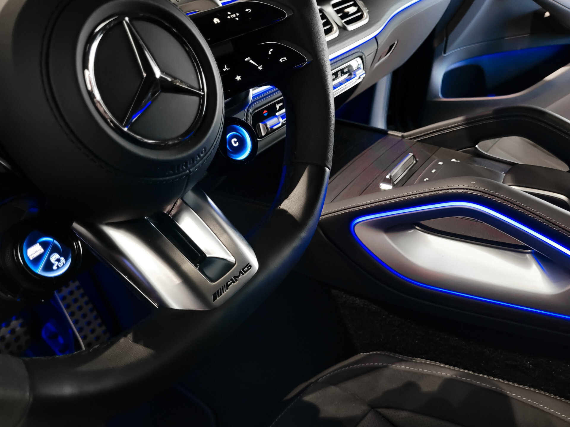 Mercedes-Benz GLE Coupé AMG 63 S 4MATIC+ Ceramic | Massage | Softclose | HUD | Ruitleder | DriversPack | ACC | Keyless | Burmester Foto 23