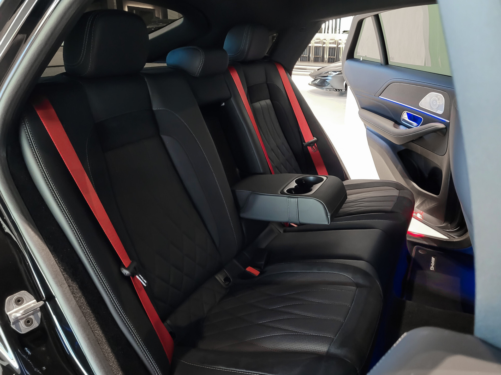 Mercedes-Benz GLE Coupé AMG 63 S 4MATIC+ Ceramic | Massage | Softclose | HUD | Ruitleder | DriversPack | ACC | Keyless | Burmester Foto 7