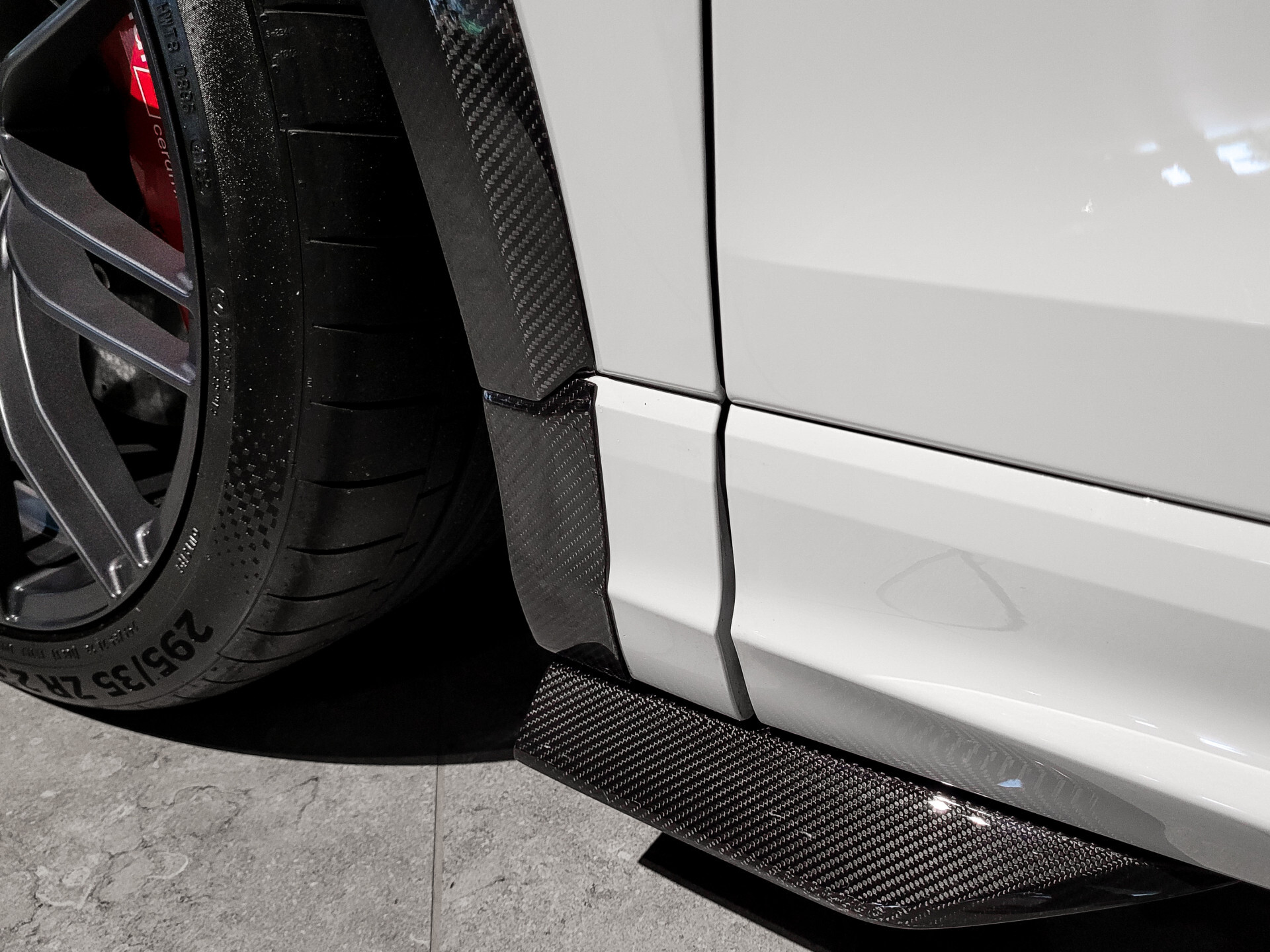 Audi RSQ8-R ABT 1 OF 125 740pk Gletscherwit metallic | Carbon | B&O | Massage | BTW Foto 45