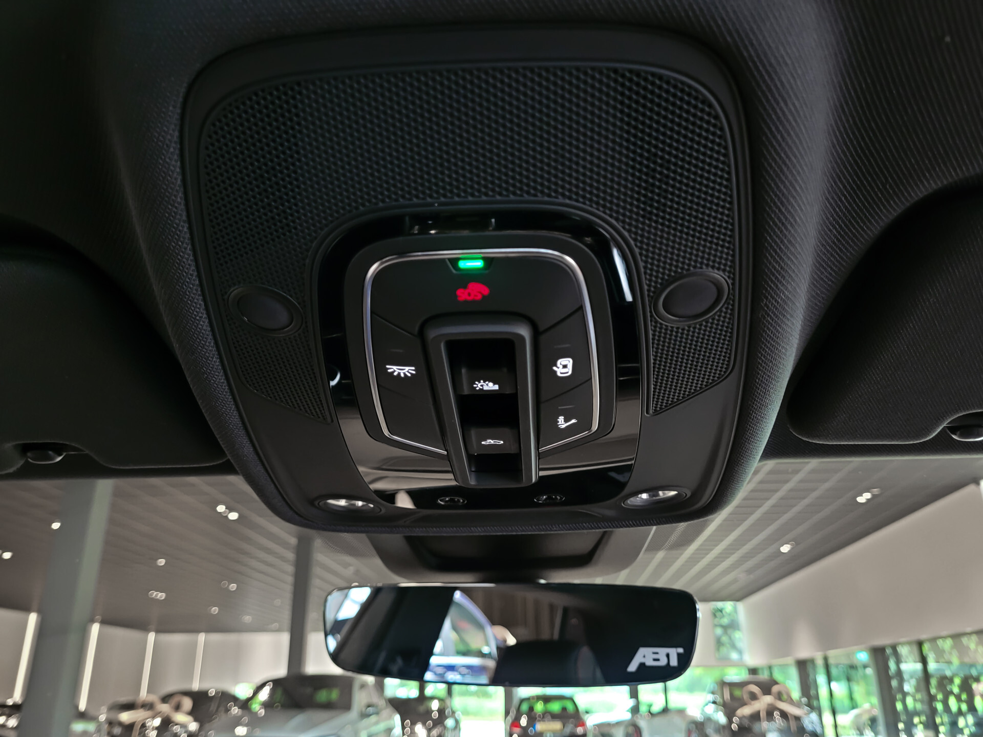 Audi RSQ8-R ABT 1 OF 125 740pk Gletscherwit metallic | Carbon | B&O | Massage | BTW Foto 47