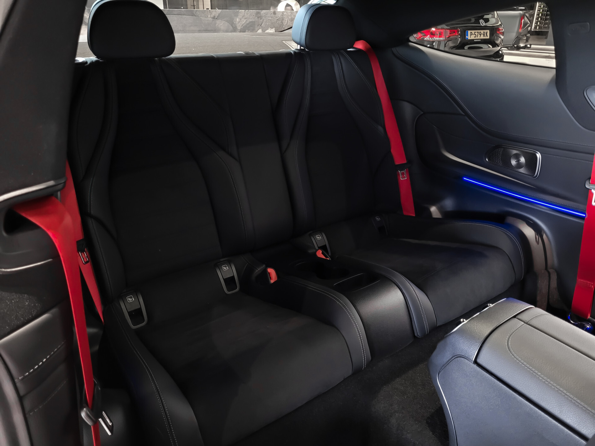 Mercedes-Benz CLE Coupé 200 AMG Night | Panorama | Distronic | Keyless | Digital Light | Burmester 3D | Mem | Verw-stuur | 20" Foto 7