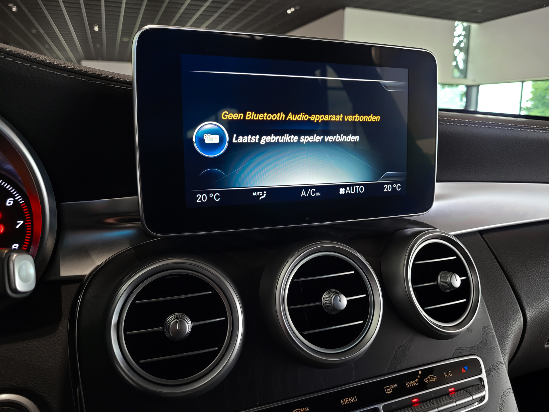 Mercedes-Benz C-Klasse 400 4-M AMG Night | Panorama | 19" | Burmester | 360 | Distronic Foto 13