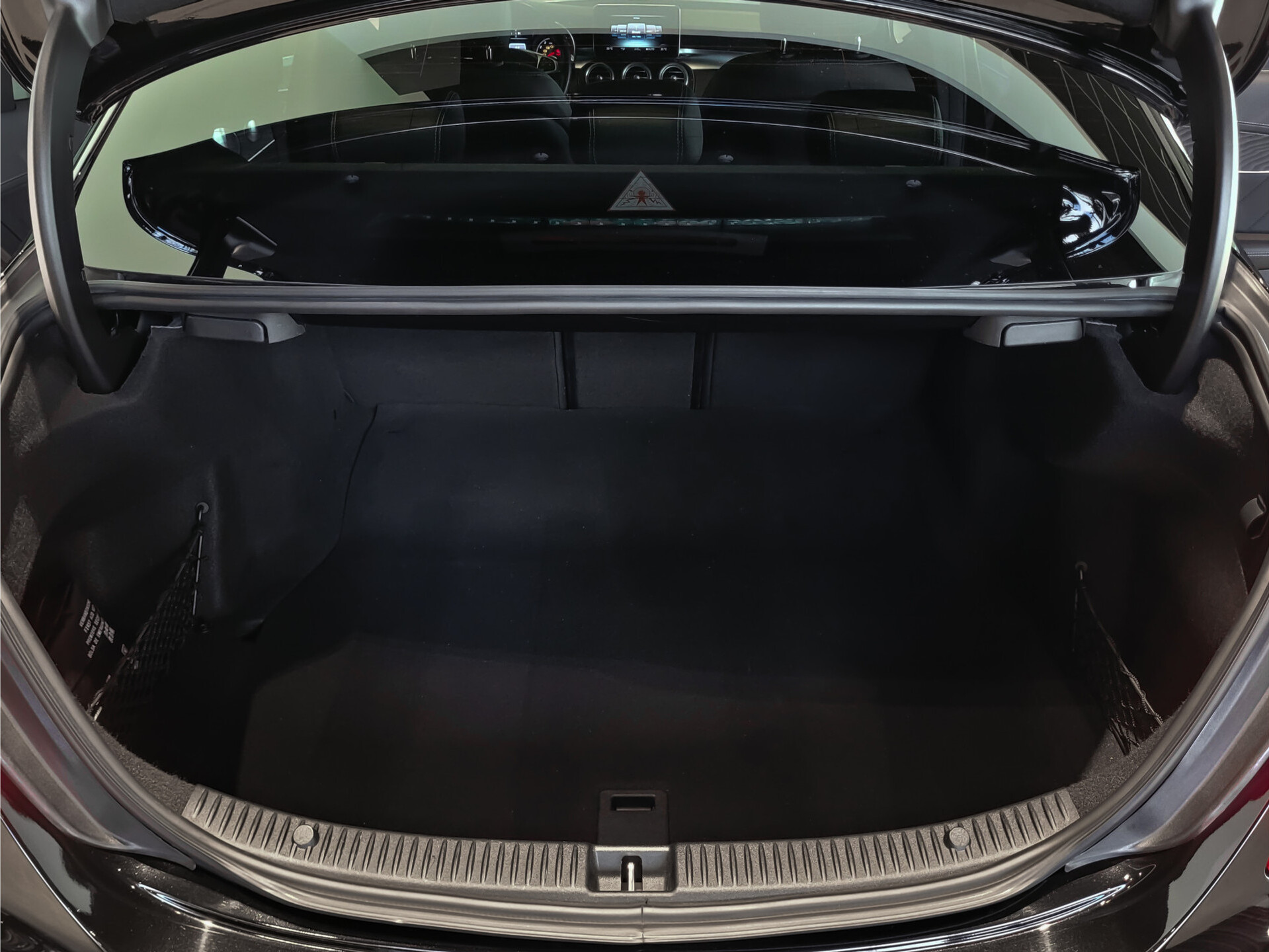 Mercedes-Benz C-Klasse 400 4-M AMG Night | Panorama | 19" | Burmester | 360 | Distronic Foto 30