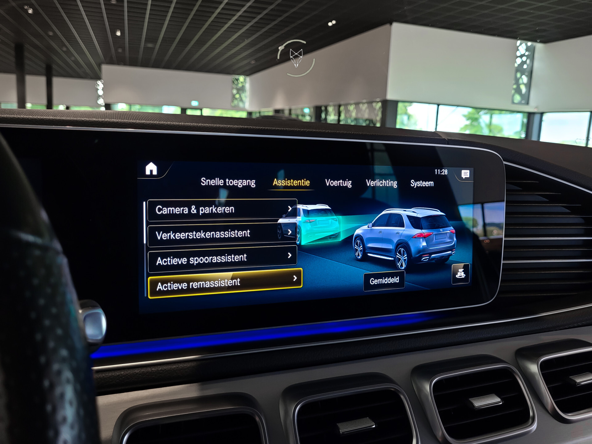 Mercedes-Benz GLE 400 d 4-M AMG Night | Luchtvering | Panorama | HUD | Standkachel | Burmester | Trekhaak | 22" Foto 19