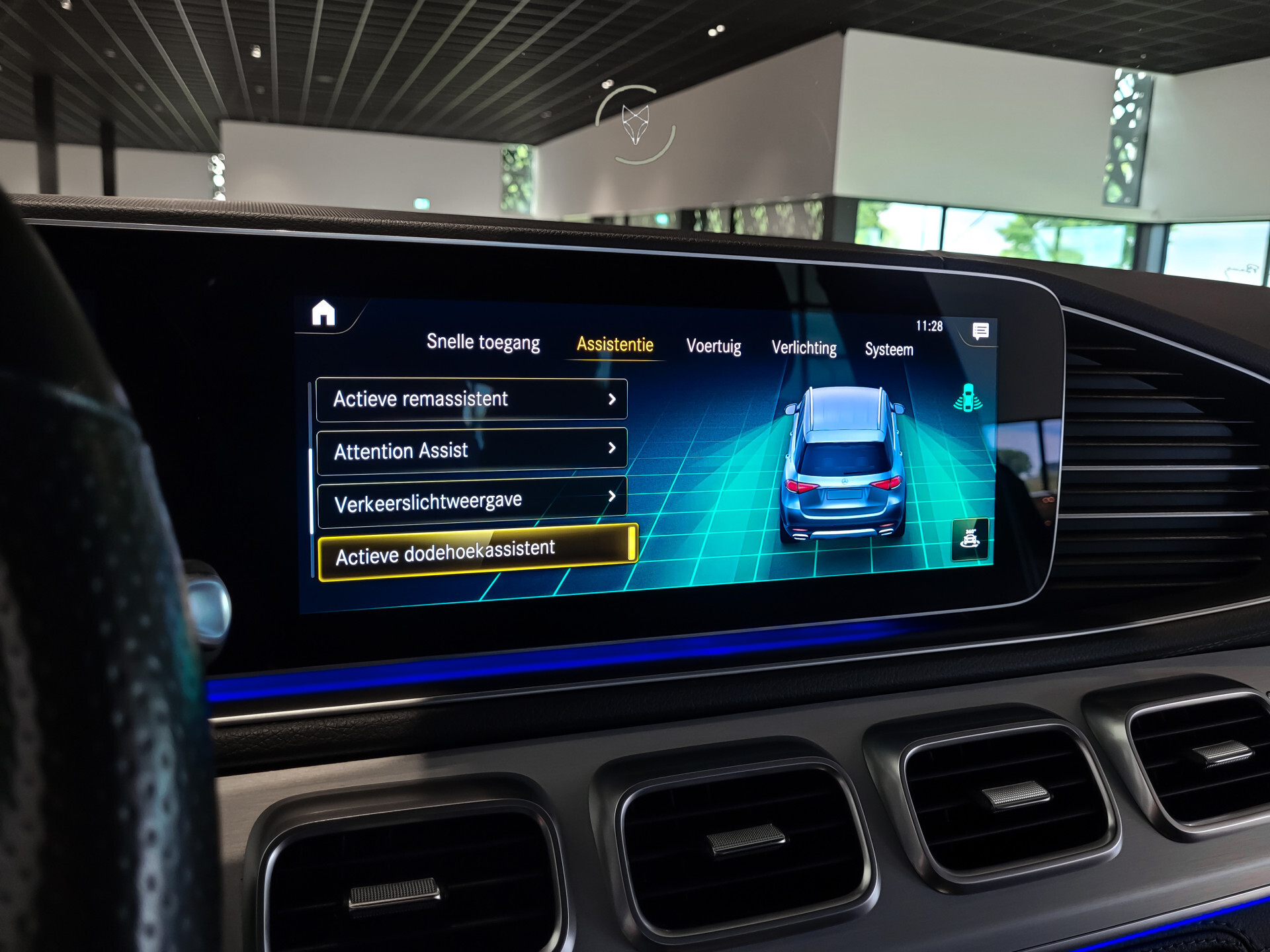 Mercedes-Benz GLE 400 d 4-M AMG Night | Luchtvering | Panorama | HUD | Standkachel | Burmester | Trekhaak | 22" Foto 23