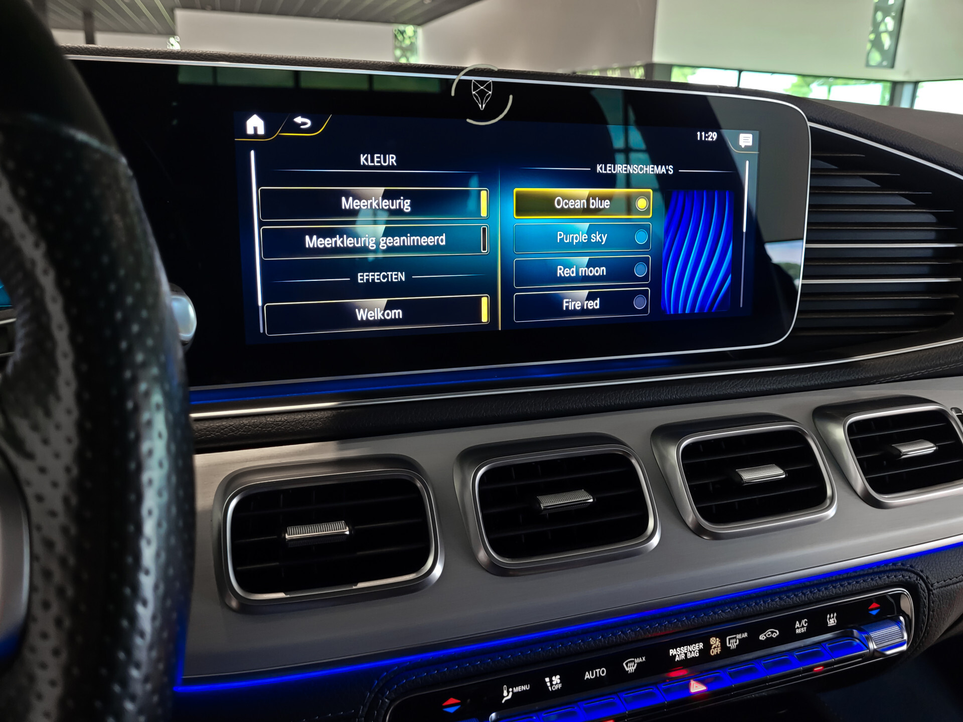 Mercedes-Benz GLE 400 d 4-M AMG Night | Luchtvering | Panorama | HUD | Standkachel | Burmester | Trekhaak | 22" Foto 29