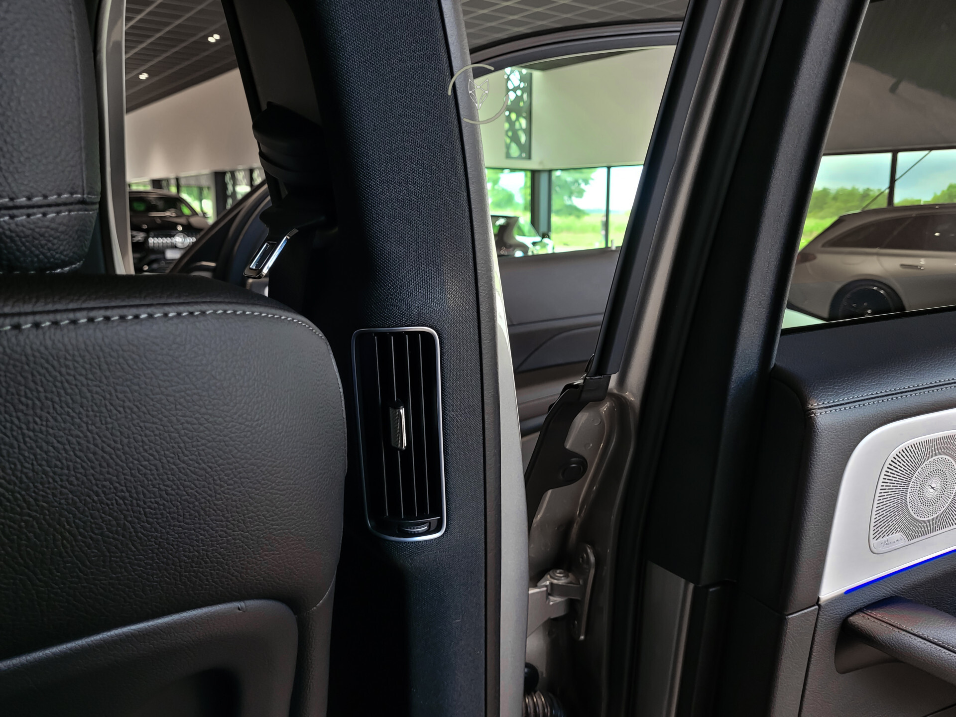 Mercedes-Benz GLE 400 d 4-M AMG Night | Luchtvering | Panorama | HUD | Standkachel | Burmester | Trekhaak | 22" Foto 30