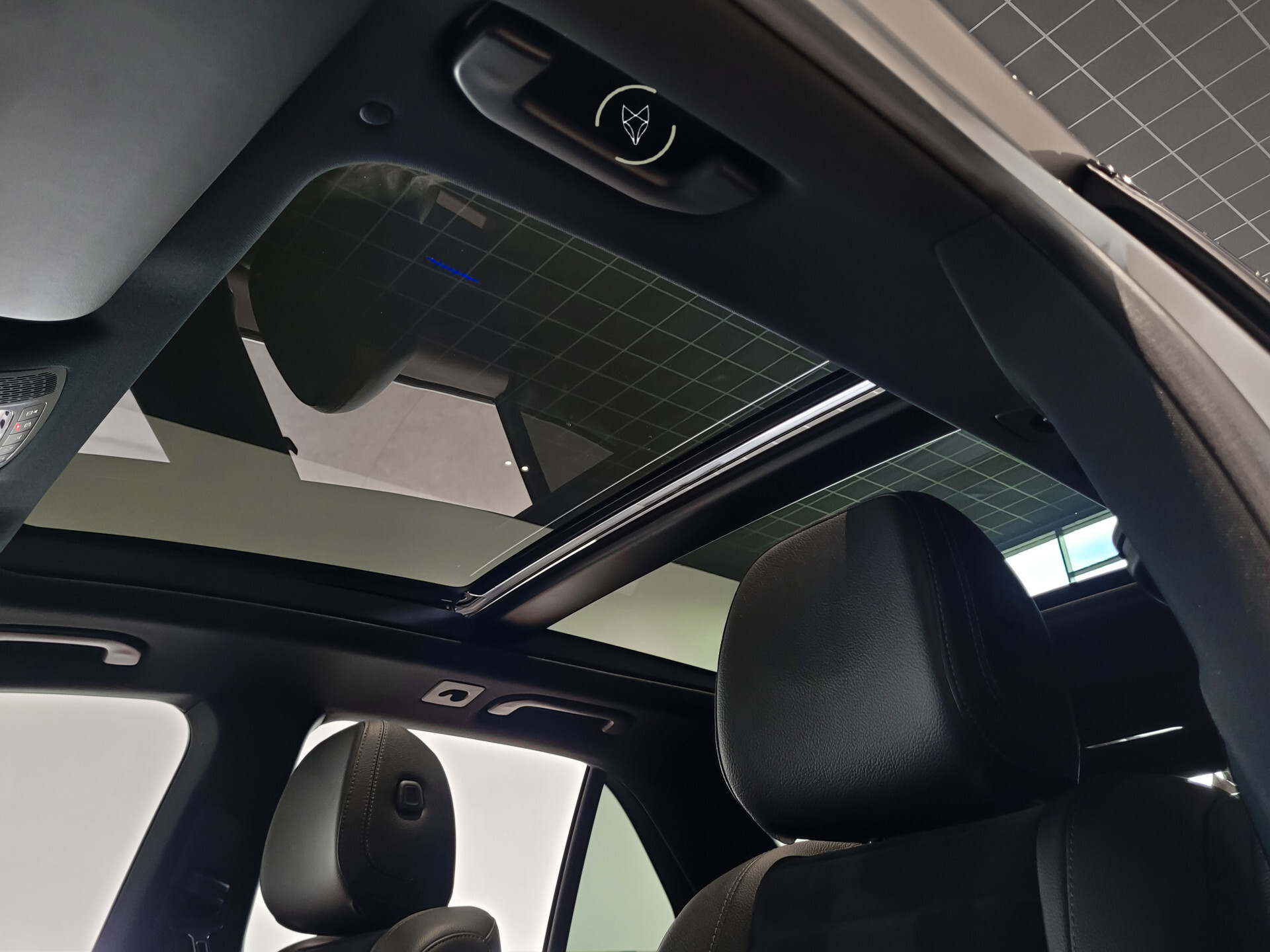 Mercedes-Benz GLE 400 d 4-M AMG Night | Luchtvering | Panorama | HUD | Standkachel | Burmester | Trekhaak | 22" Foto 37