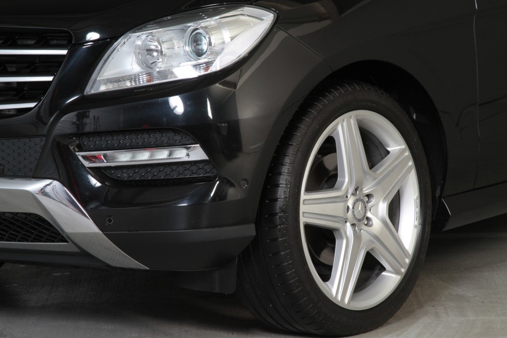 Mercedes-Benz M-Klasse 350 Bluetec 4-M Luchtvering/Comand/Dak/21"AMG/Trekhaak Aut7 Foto 15