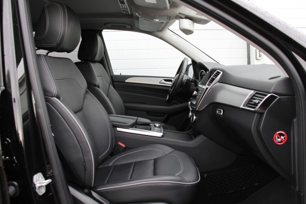 Mercedes-Benz M-Klasse 350 Bluetec 4-M Luchtvering/Comand/Dak/21"AMG/Trekhaak Aut7 Foto 3