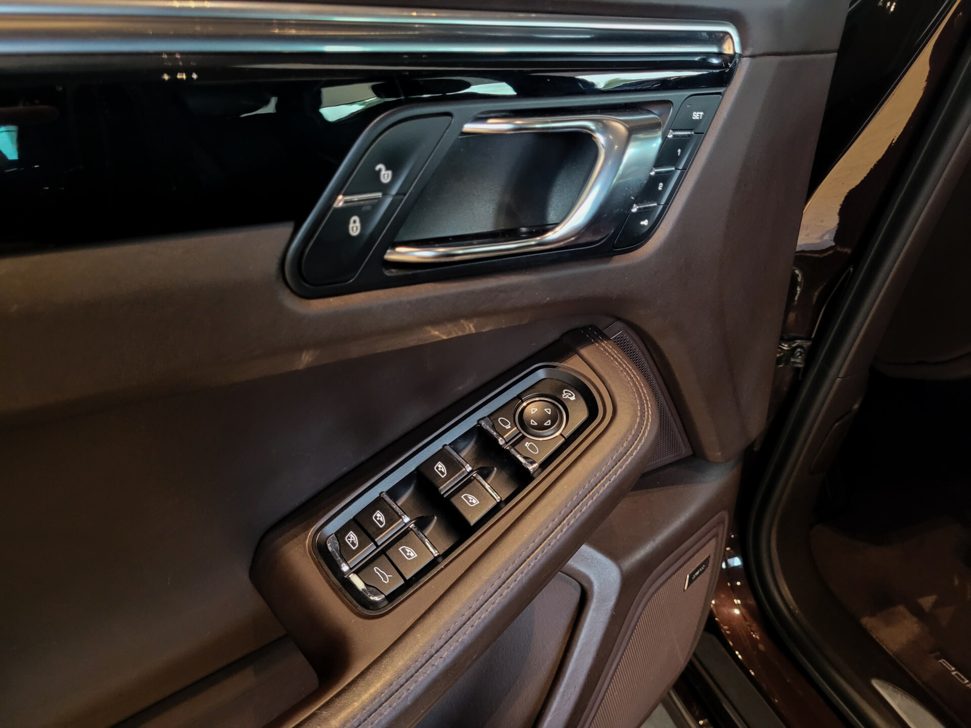 Porsche Macan 3.6 Turbo 400pk Luchtvering | Panorama | 18-voudige stoelen | Bose | 1ste eigenaar | NL Auto | Volleder | Glascoating Foto 14