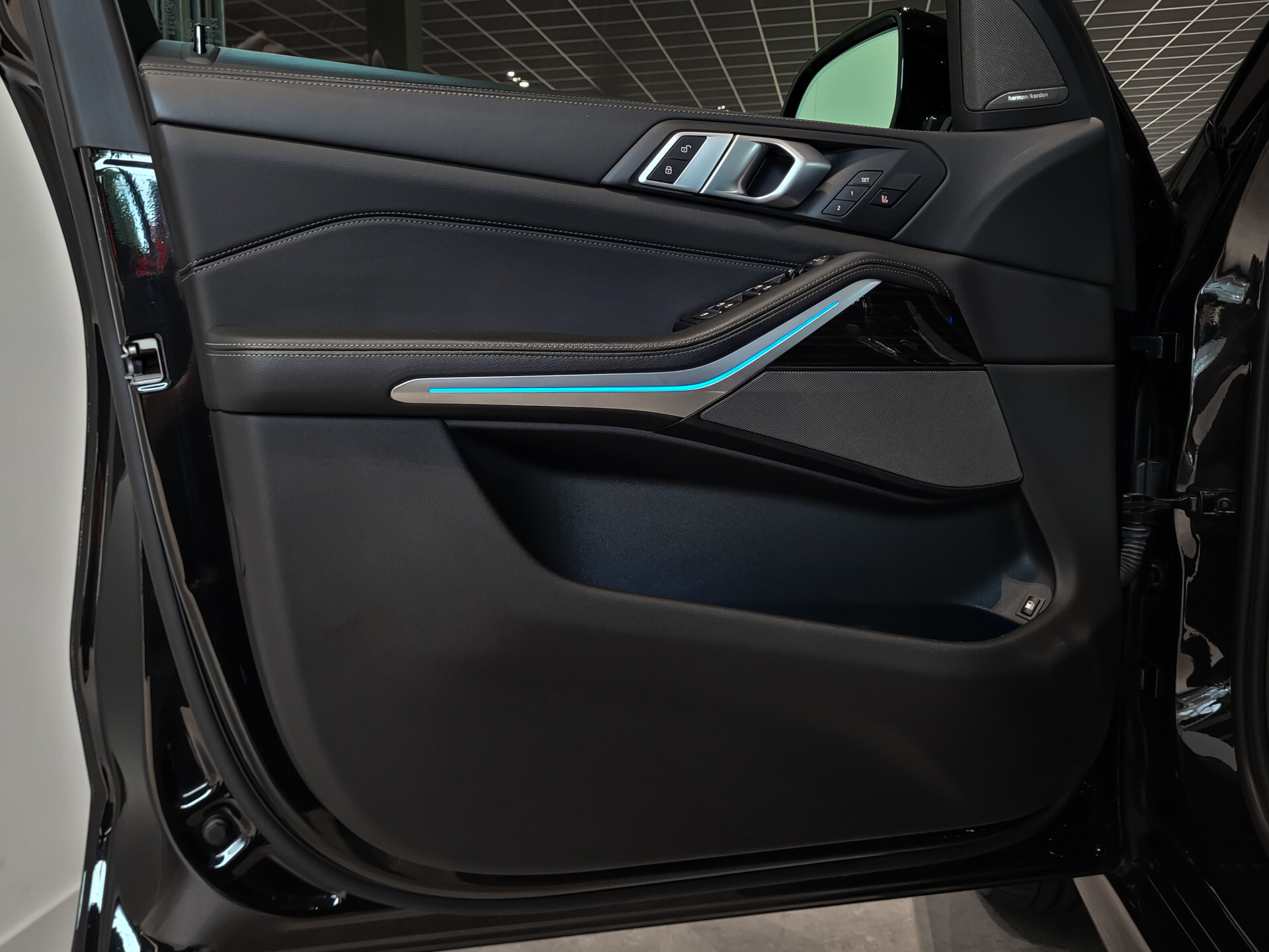 BMW X5 xDrive45e M Sport Active Steering | Luchtvering | ACC | Shadow | High Executive | Comfortacces | 22" | Harman-Kardon Foto 9