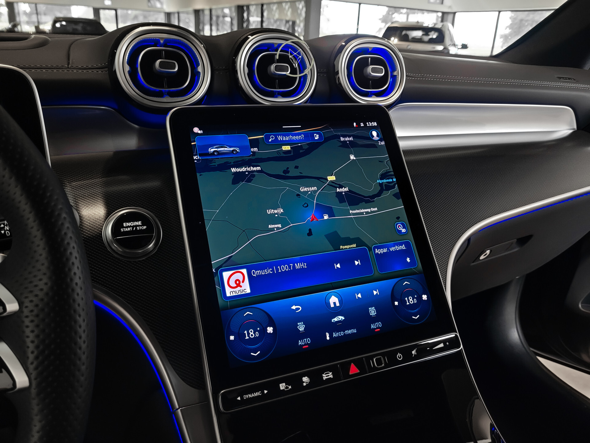 Mercedes-Benz GLC Coupé 300e 4-M AMG | Luchtvering | Achterassturing | ACC | Keyless | 360 | Mem | Burmester | Night | 20" | Night | Trekhaak | Premium Plus Foto 26