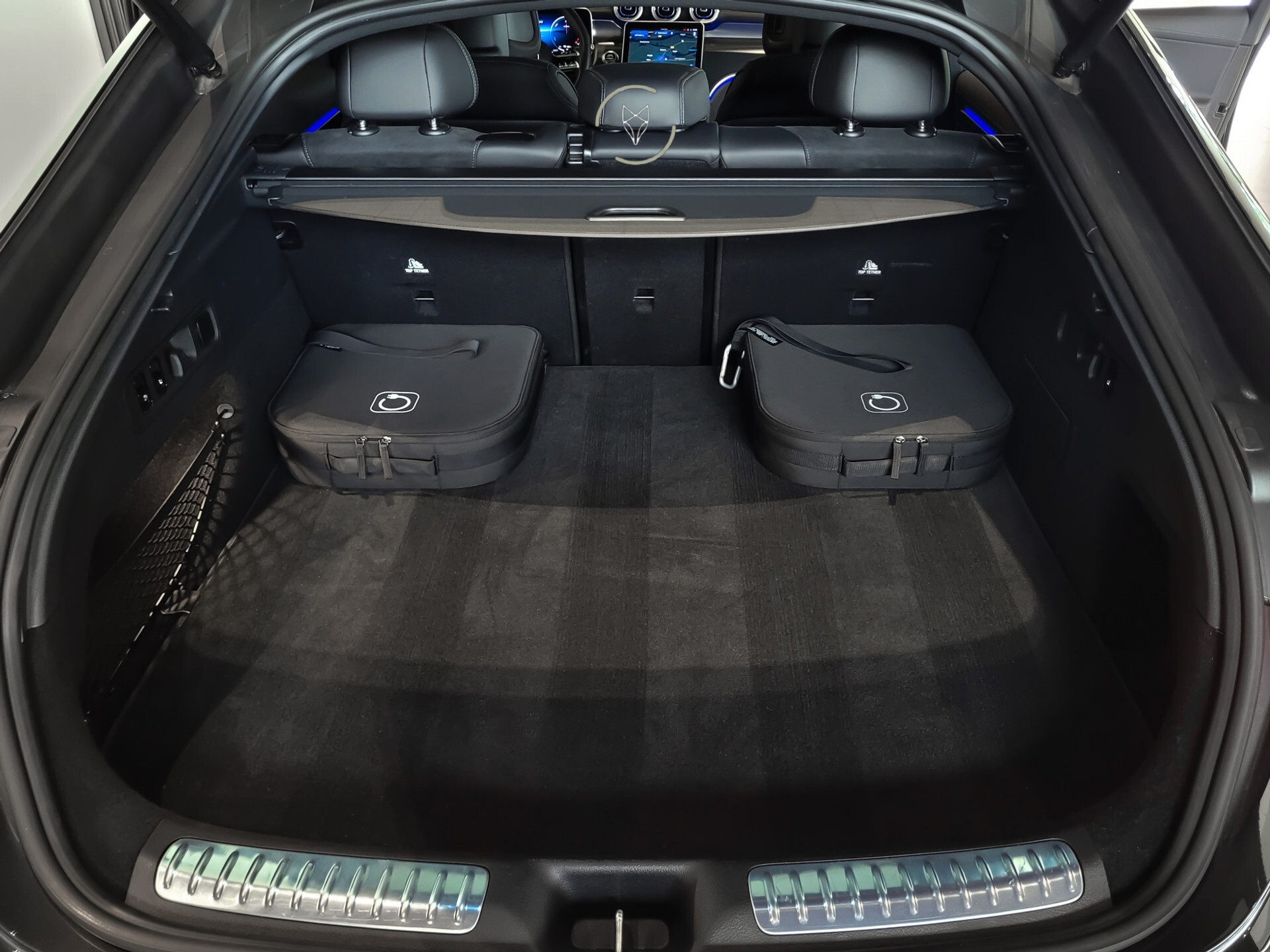 Mercedes-Benz GLC Coupé 300e 4-M AMG | Luchtvering | Achterassturing | ACC | Keyless | 360 | Mem | Burmester | Night | 20" | Night | Trekhaak | Premium Plus Foto 39