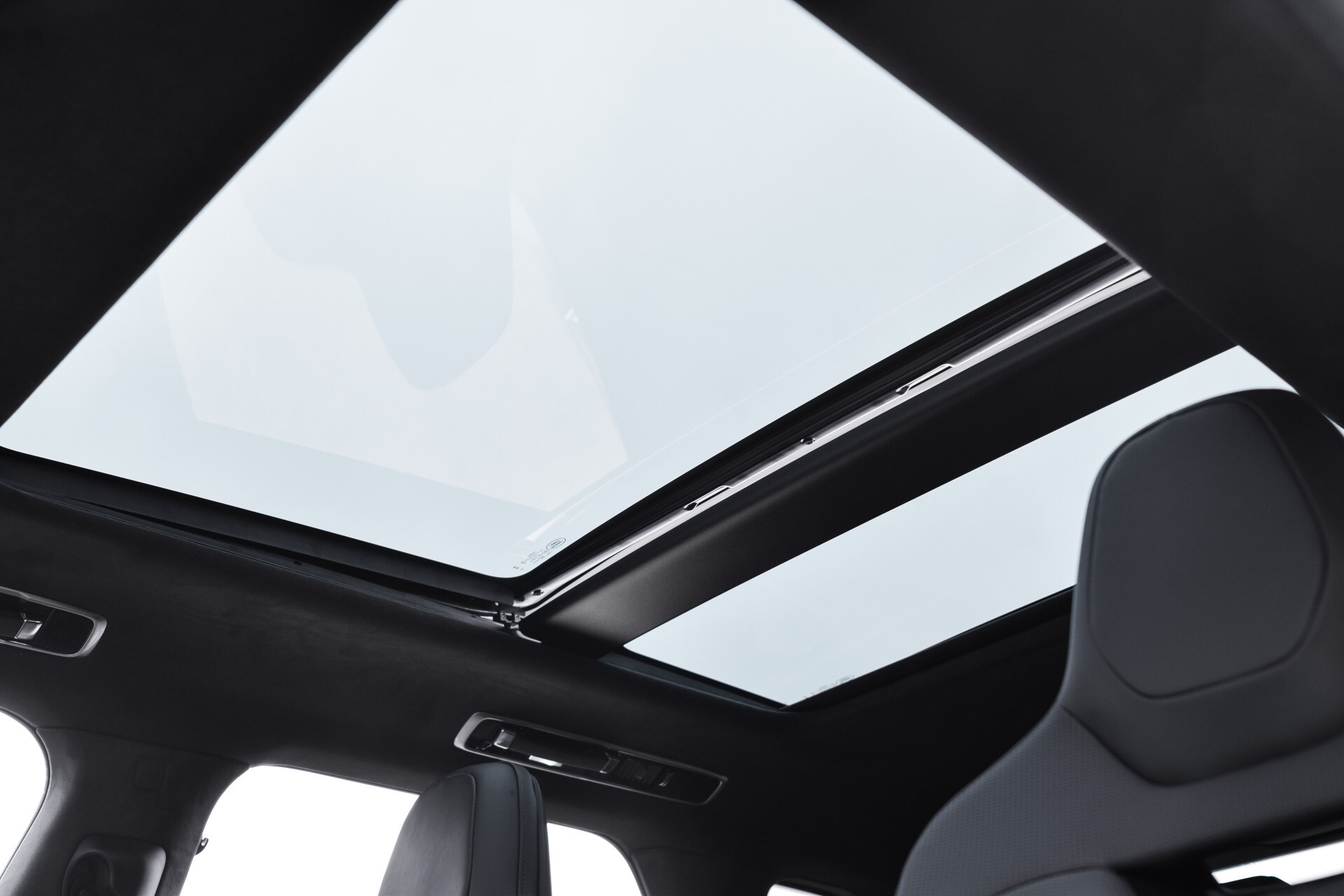 Land Rover Range Rover Sport 4.4 P635 SV Edition Two | Carbon wheels | Ceramic Brakes | Meridian Signature | NL auto Foto 49