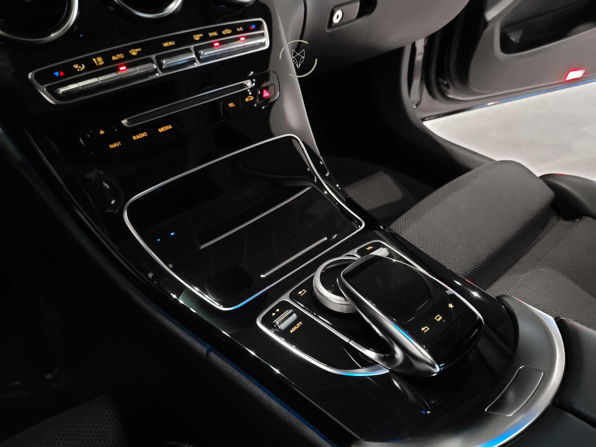 Mercedes-Benz C-Klasse 180 Avantgarde Schuifdak | ILS | Comand | Verw-stoelen | Spoorpakket | Sfeerverlichting | New Service Foto 20