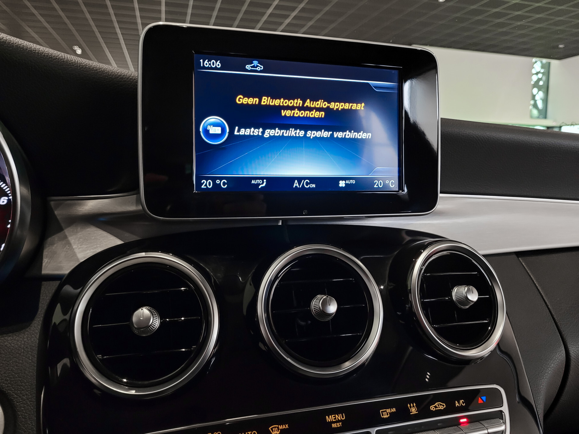 Mercedes-Benz C-Klasse Estate 350 e Avantgarde Airmatic | Camera | Verw-stoelen | Sfeerverlichting | Aut-kofferklep | New Service Foto 13