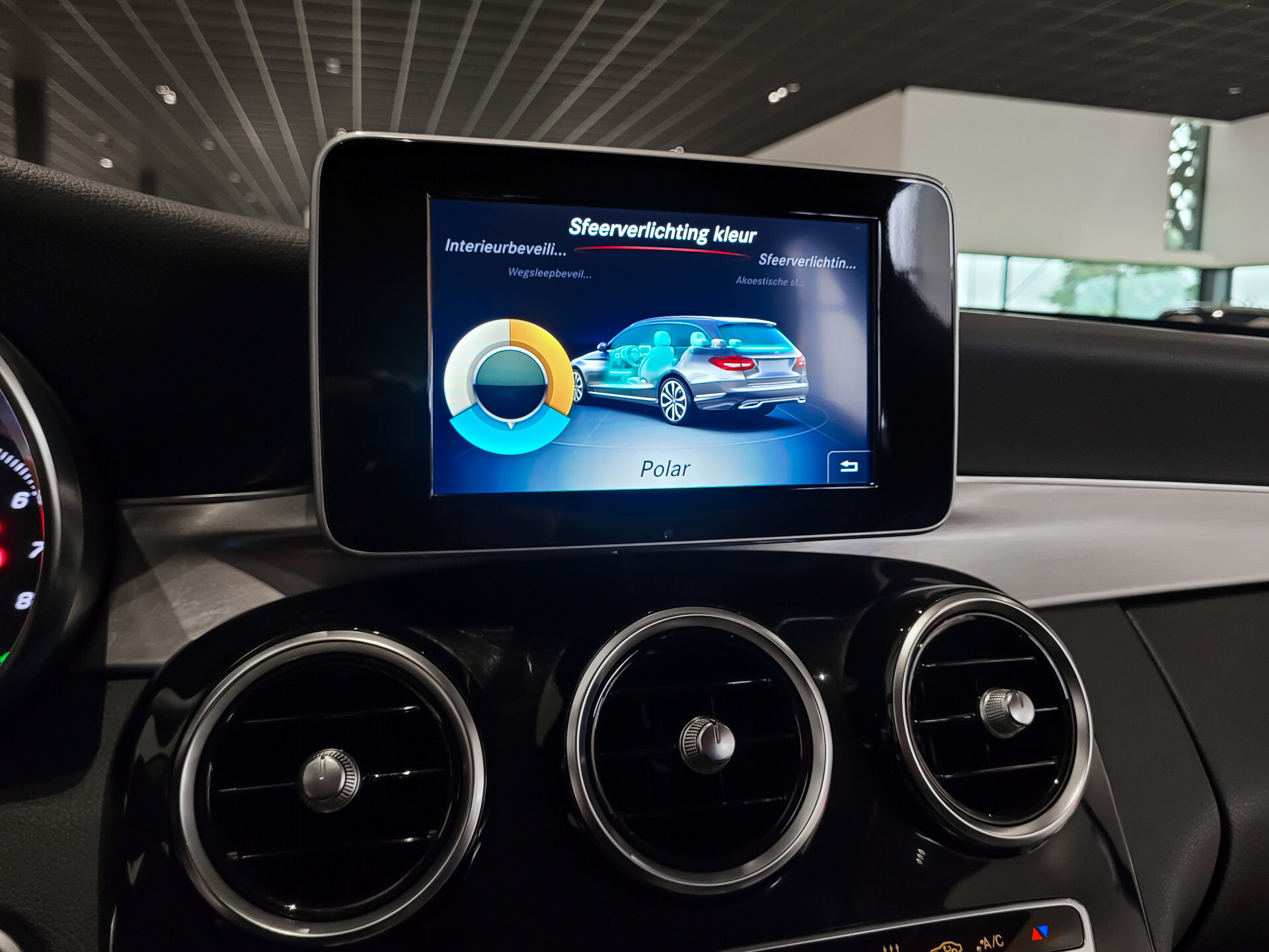 Mercedes-Benz C-Klasse Estate 350 e Avantgarde Airmatic | Camera | Verw-stoelen | Sfeerverlichting | Aut-kofferklep | New Service Foto 22